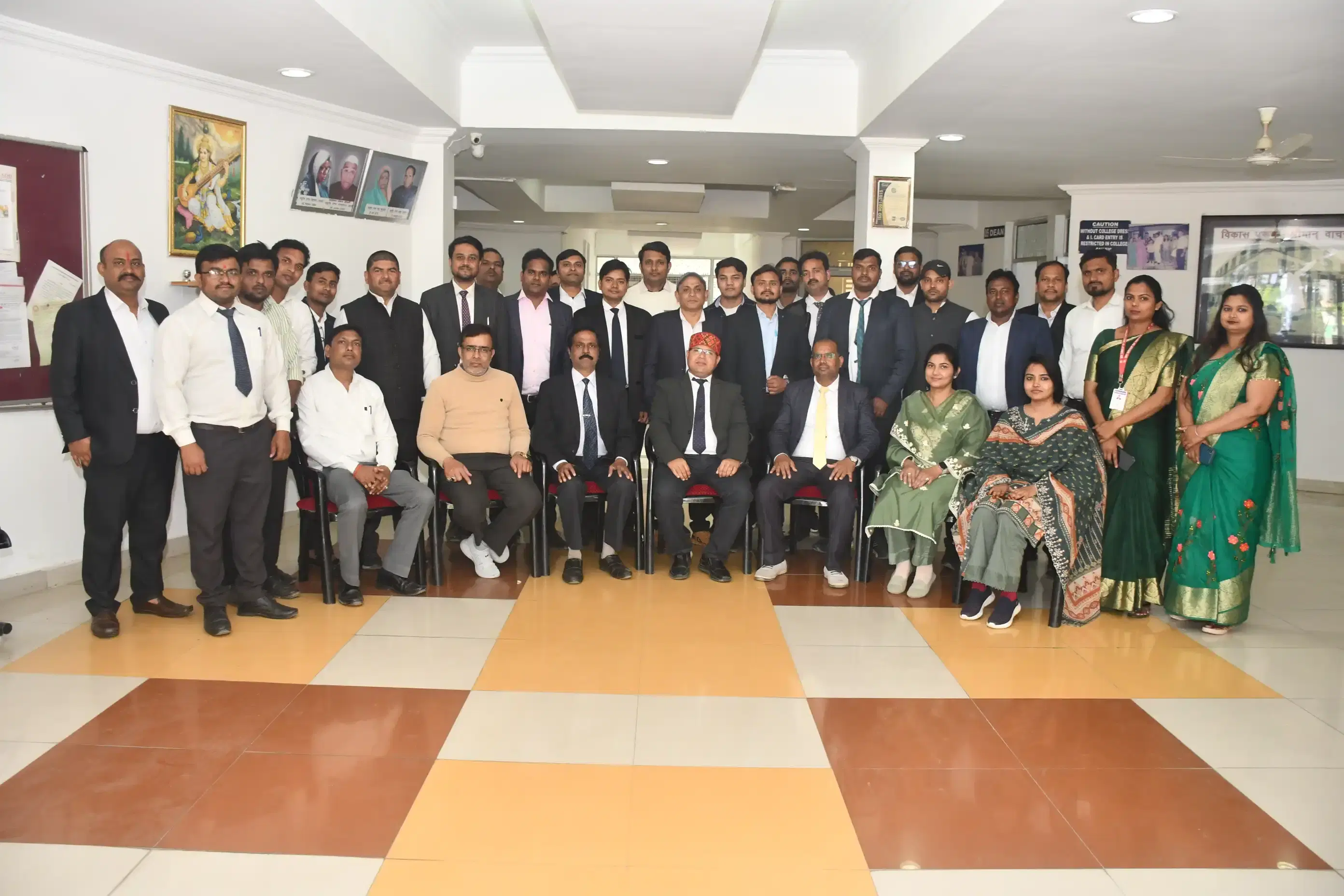 Madhu Vachaspati Institute of Engineering & Technology Kaushambi College photo 1