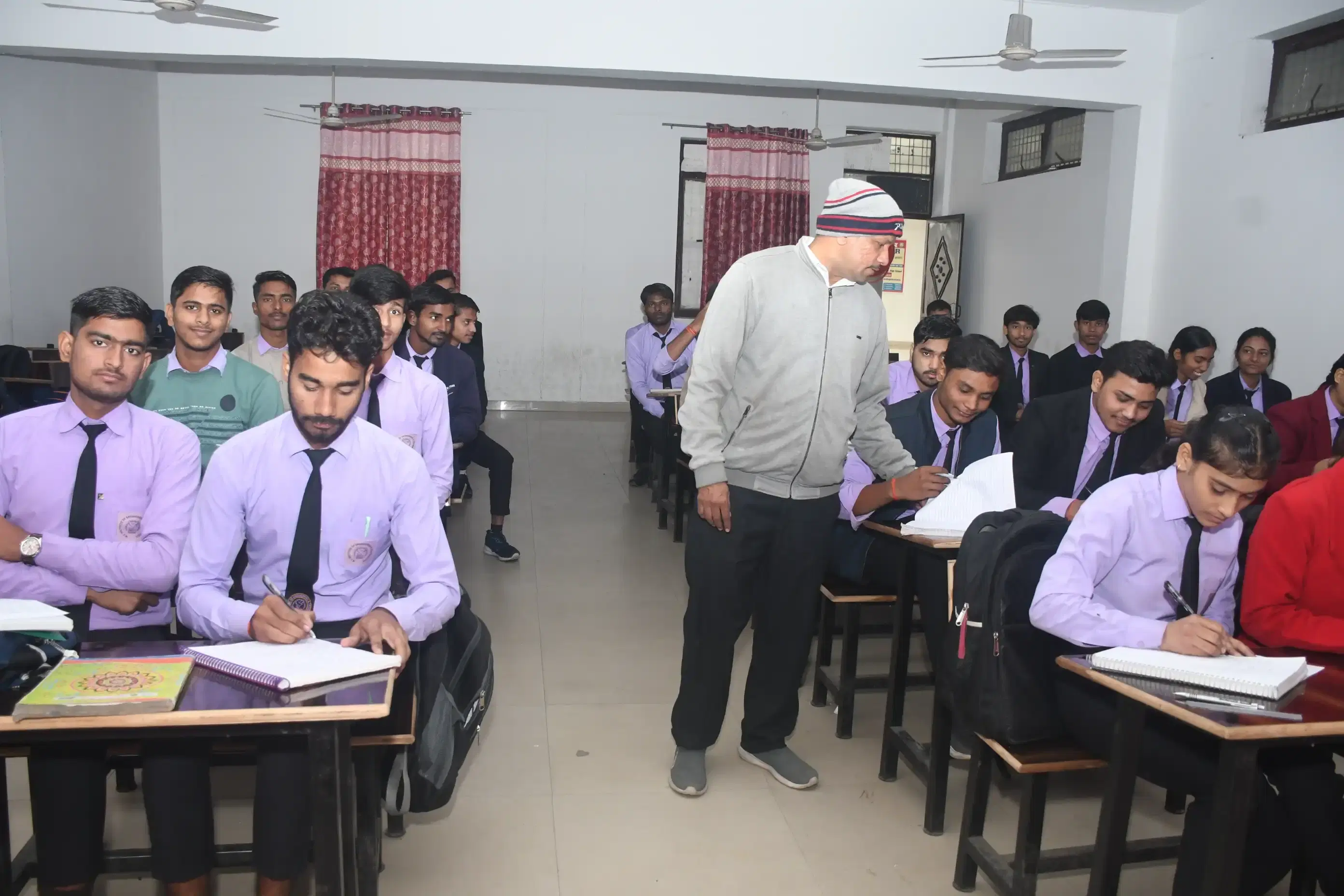 Madhu Vachaspati Institute of Engineering & Technology Kaushambi College photo 2