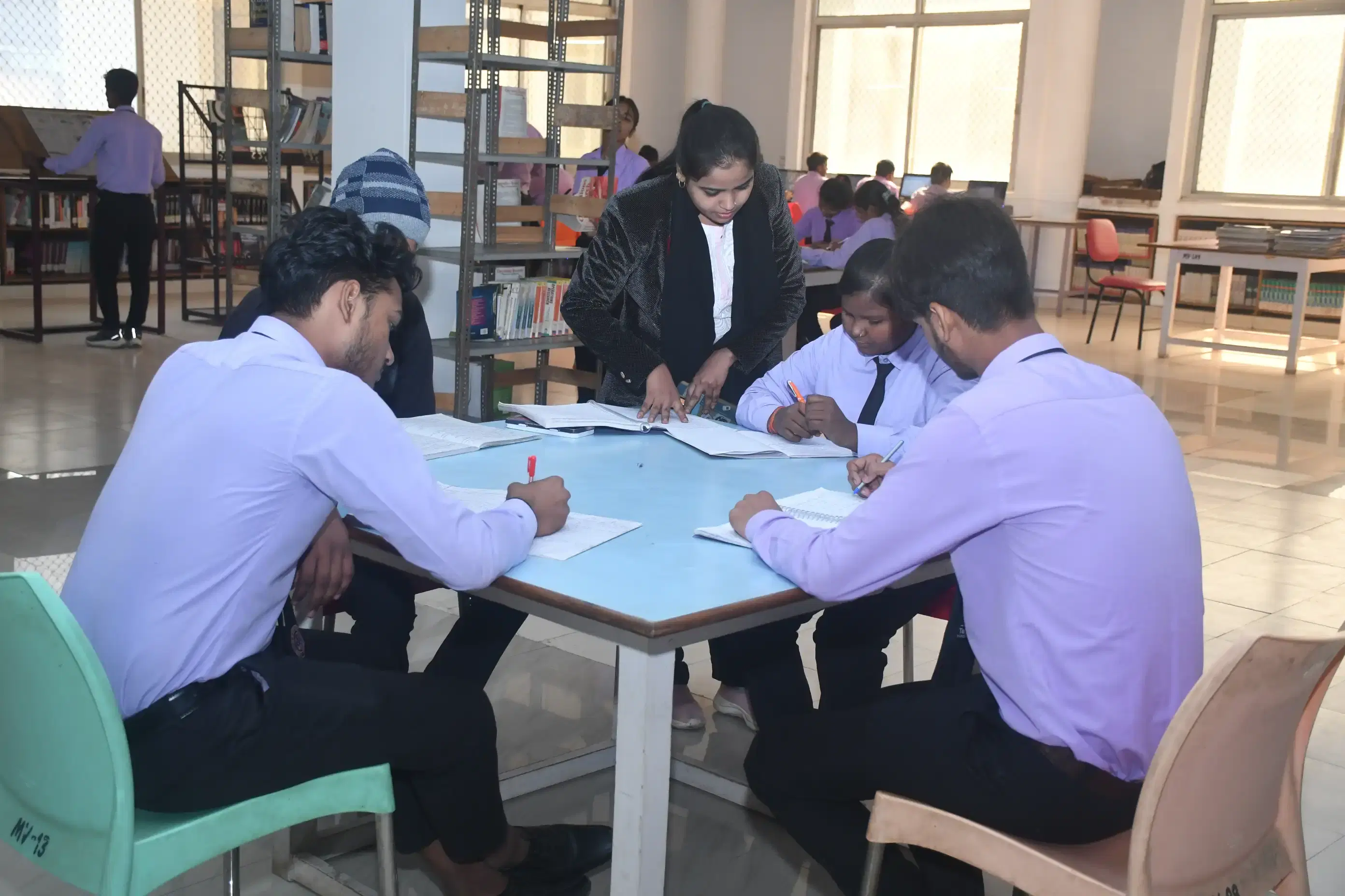 Madhu Vachaspati Institute of Engineering & Technology Kaushambi Library photo 5