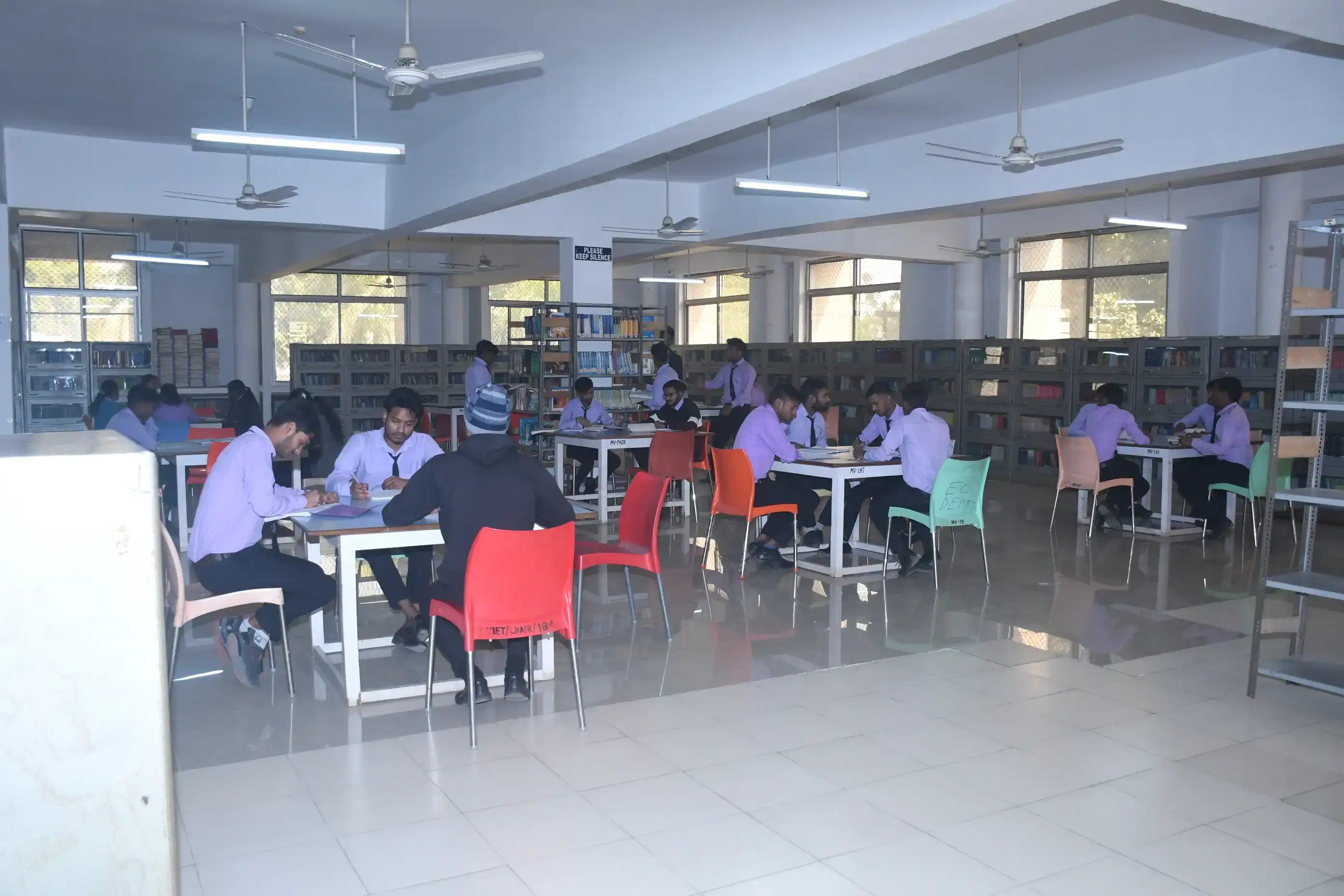 Madhu Vachaspati Institute of Engineering & Technology Kaushambi Campus photo 8