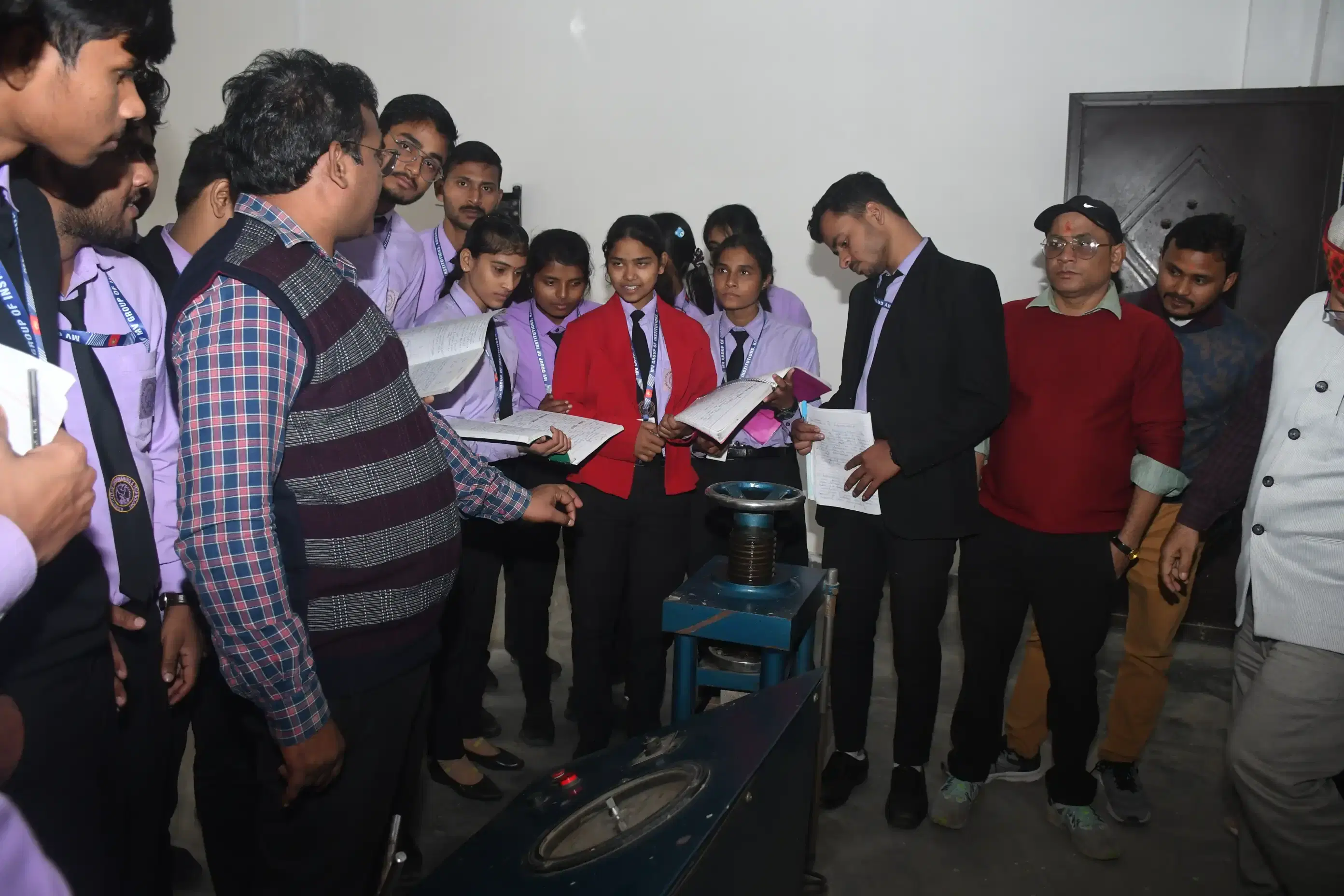 Madhu Vachaspati Institute of Engineering & Technology Kaushambi Campus photo 23