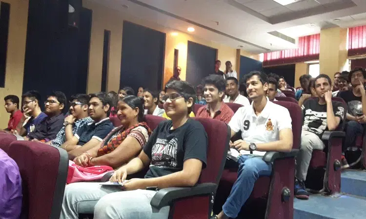 Dyal Singh College Auditorium photo 2