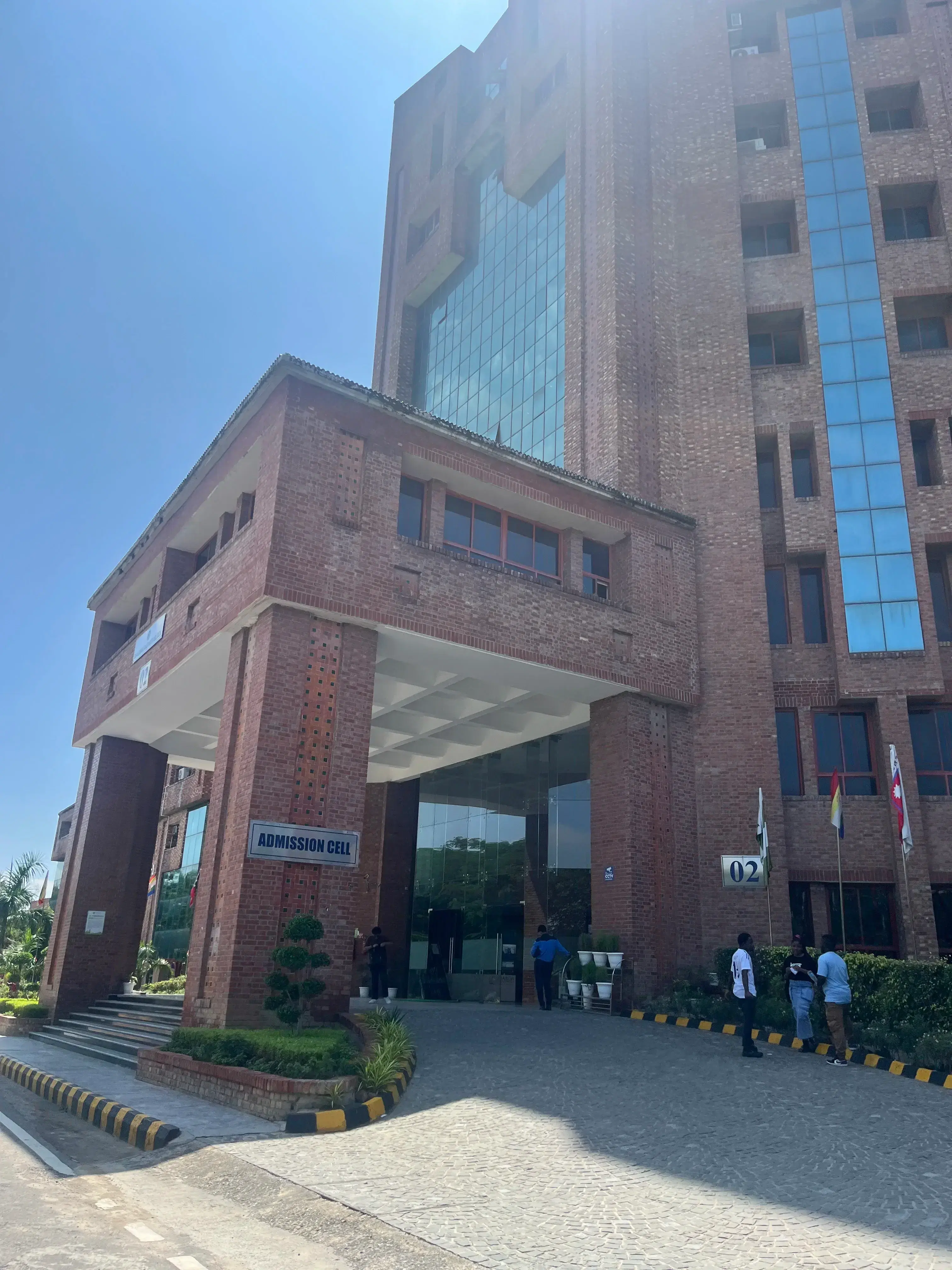 Sharda University Academic Building photo 21