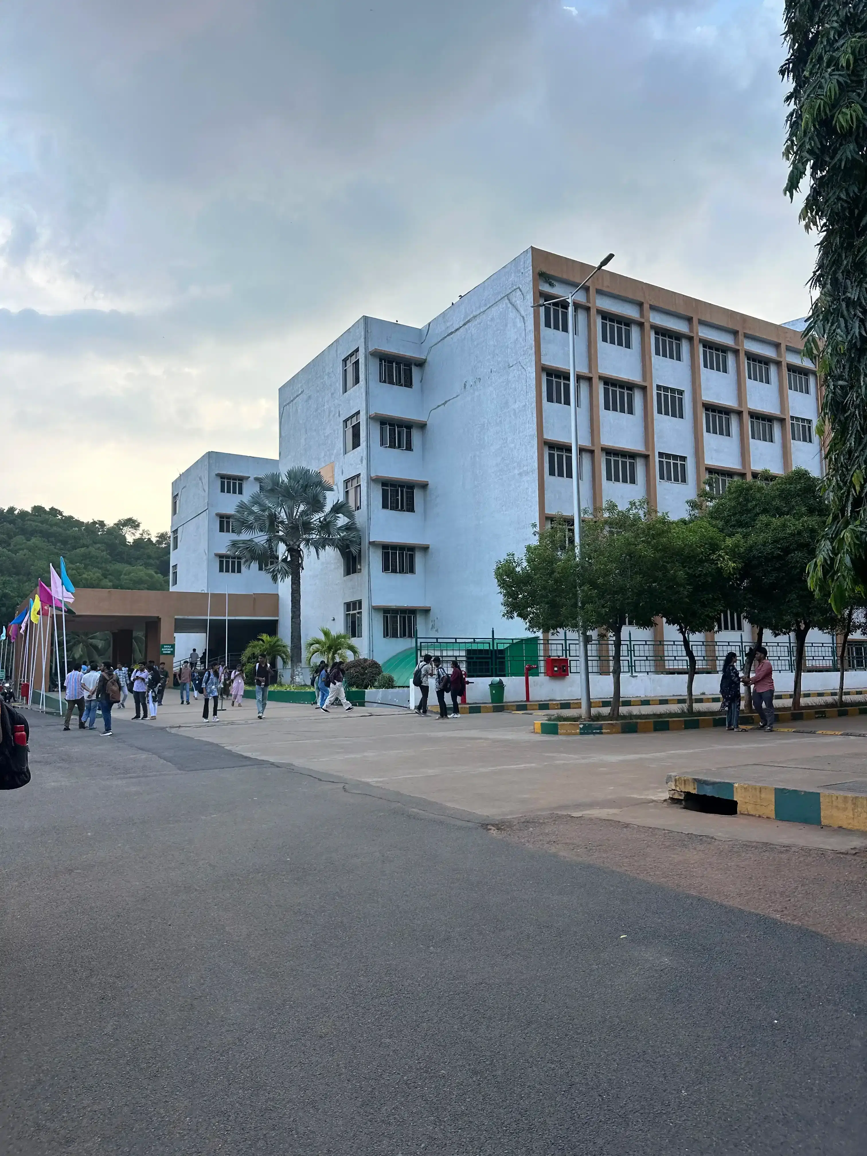GITAM Visakhapatnam Academic Building photo 16