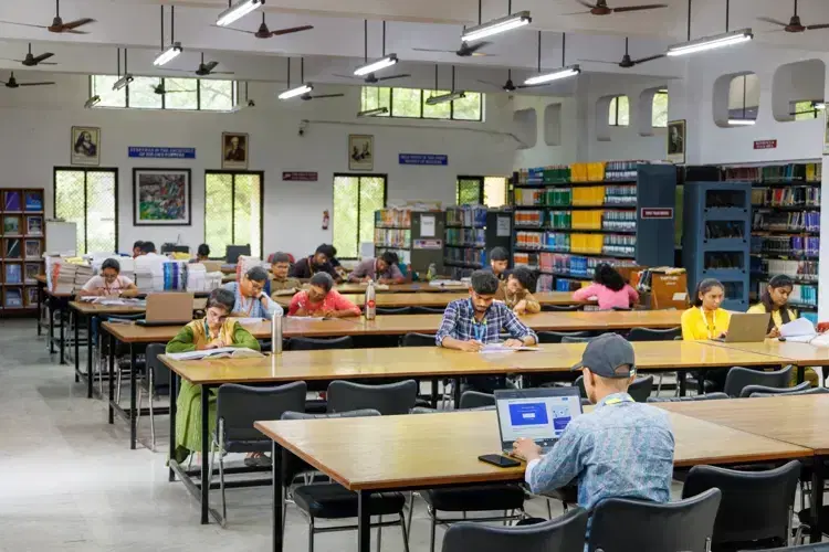 VNRVJIET Academic Building photo 11