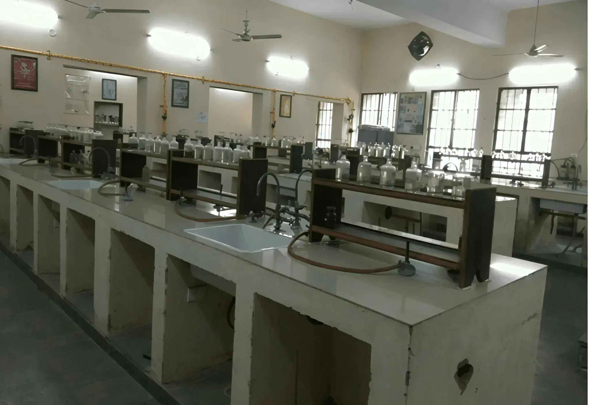 Dyal Singh College Academic Building photo 4