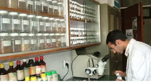 Jamia Hamdard University Delhi Academic Building photo 12