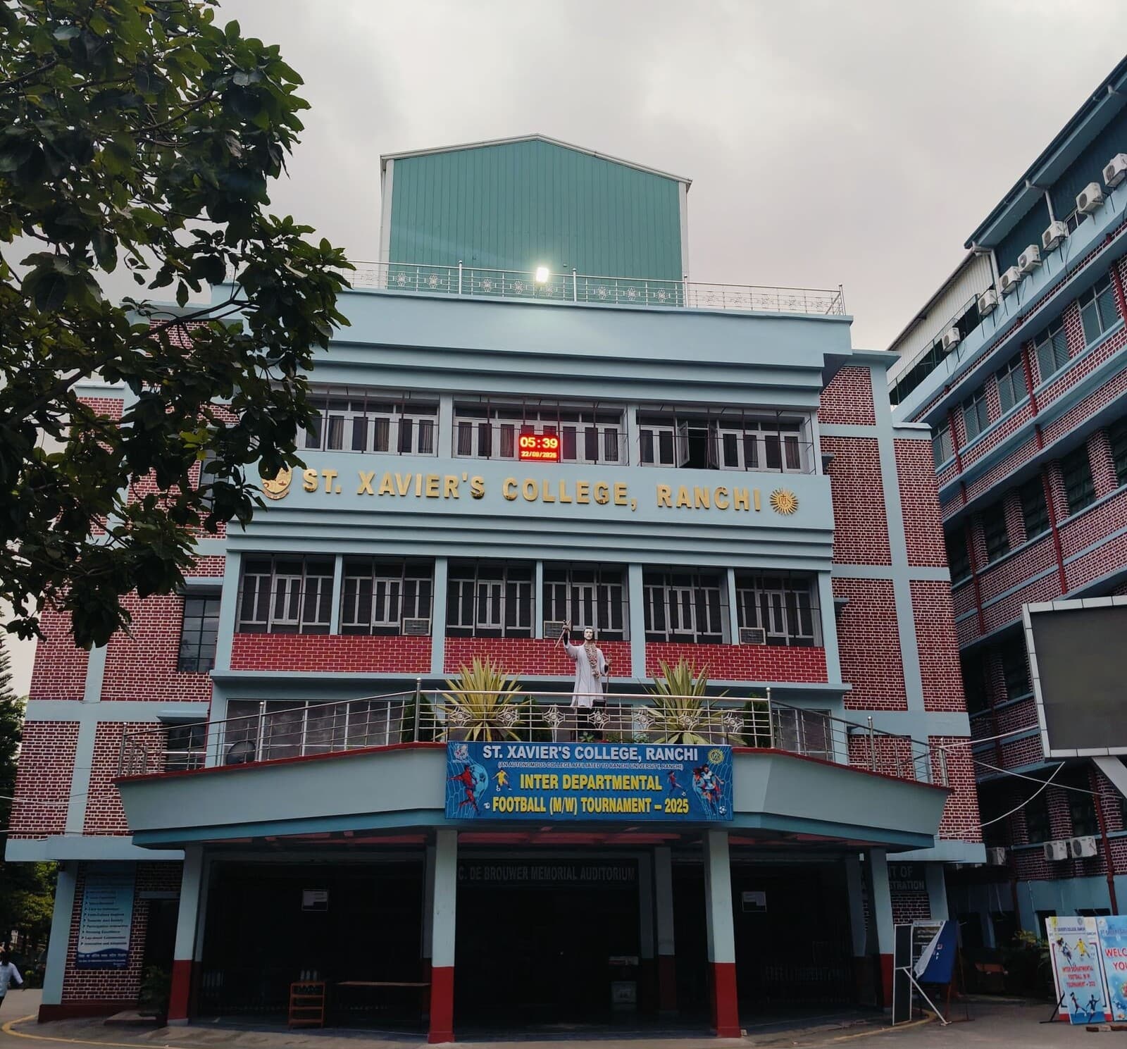 St Xavier's Ranchi Academic photo 2