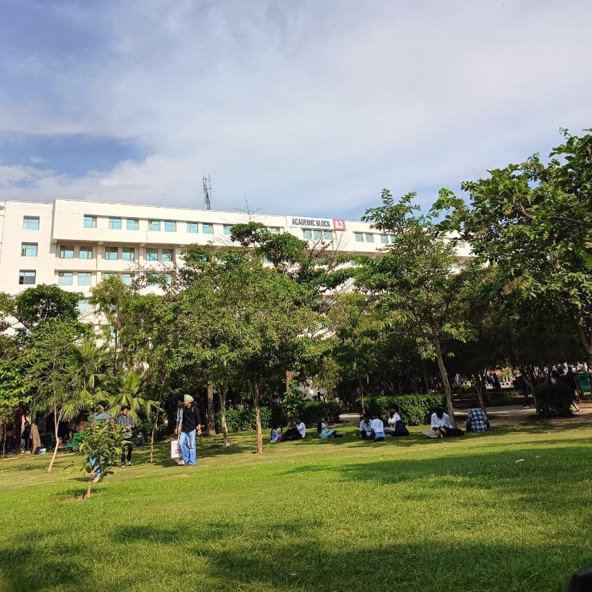 Chandigarh University Campus photo 8