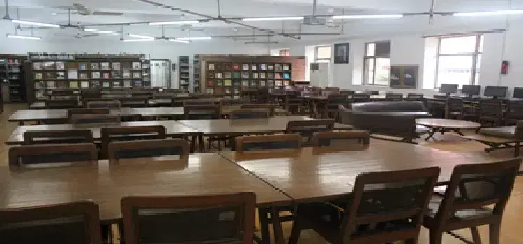 LSR Delhi Academic Building photo 15