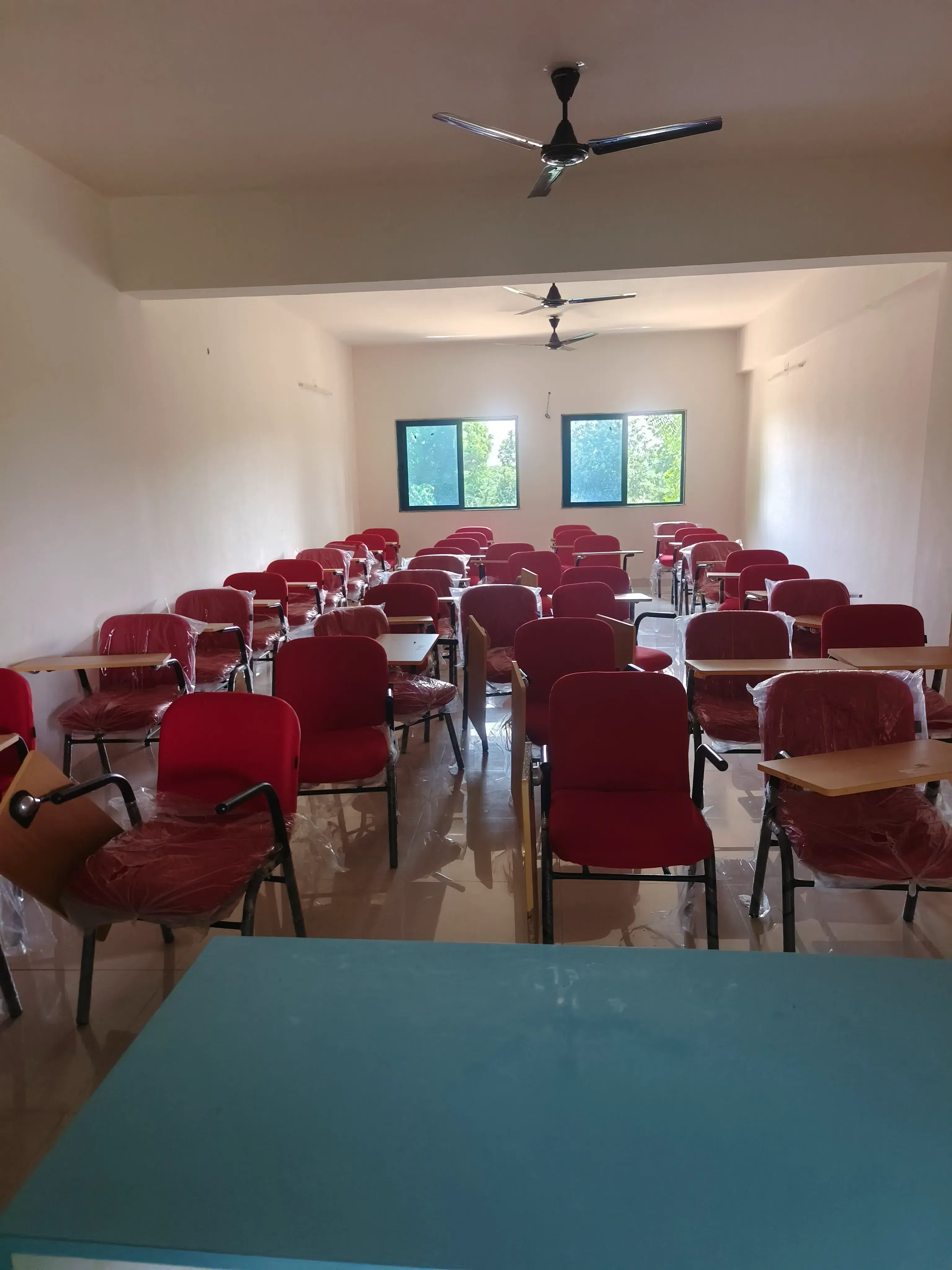 Sabarmati University Ahmedabad Academic Building photo 10