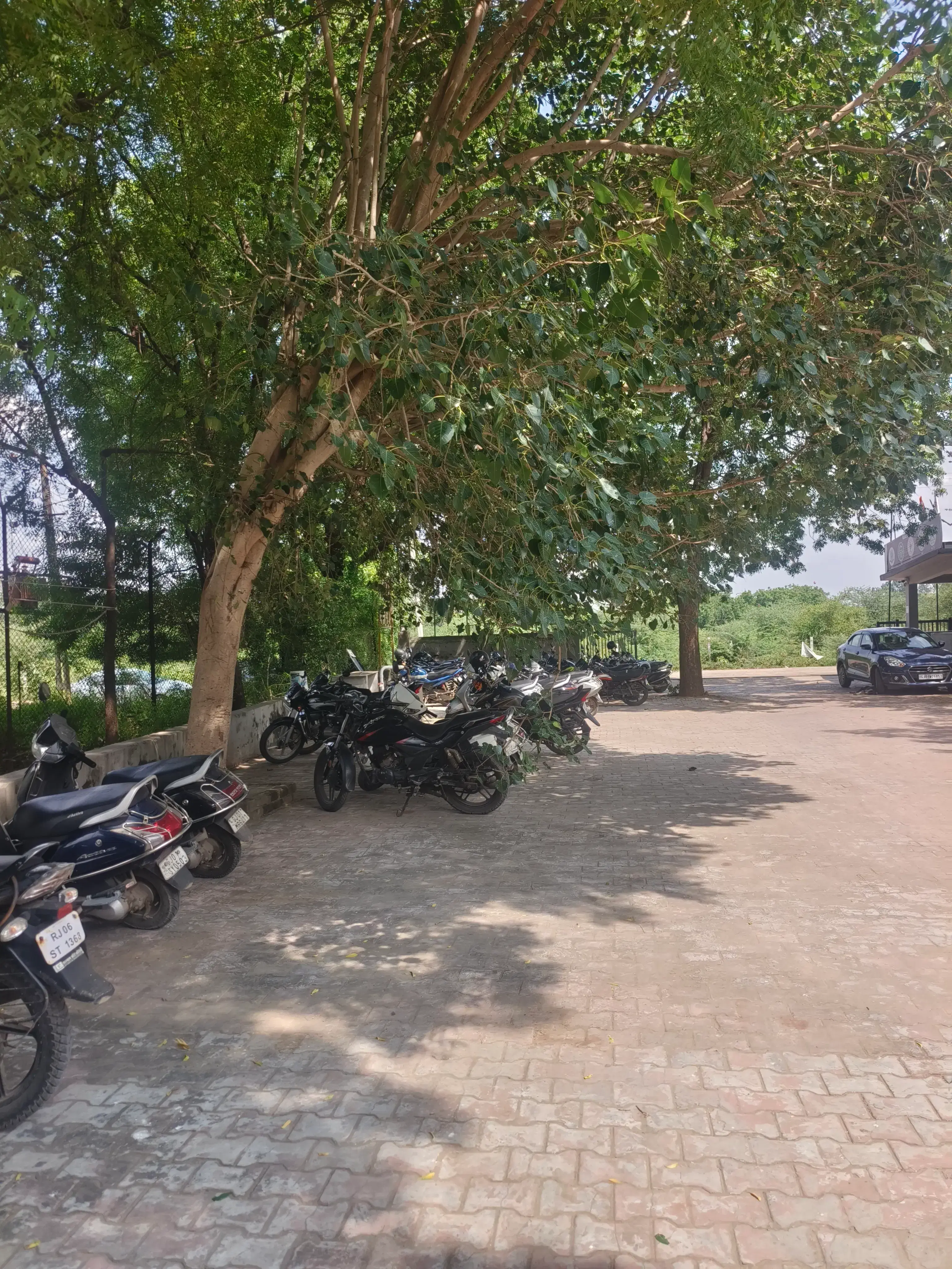 Sabarmati University Ahmedabad Academic Building photo 19