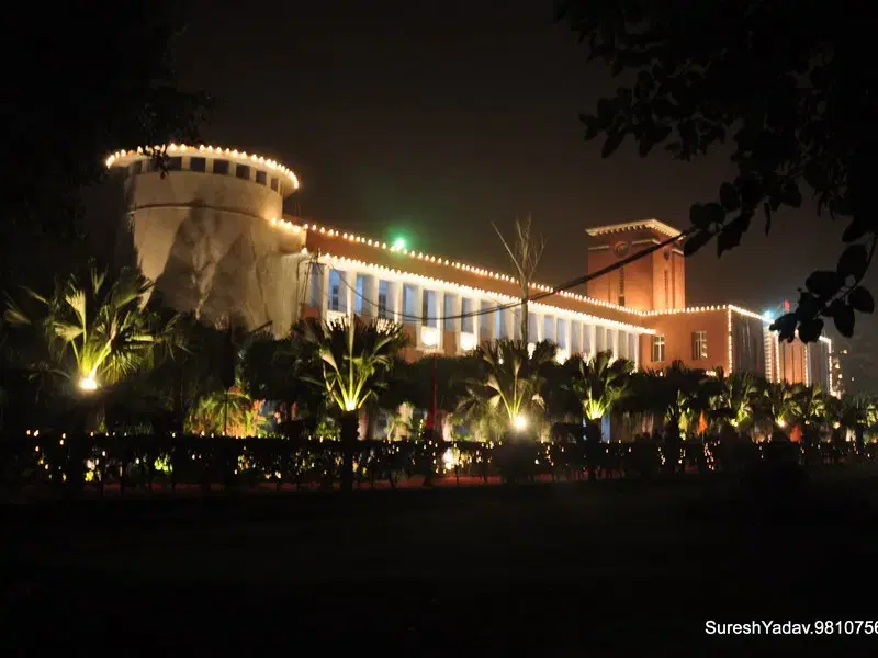 Ramjas College Academic Building photo 17