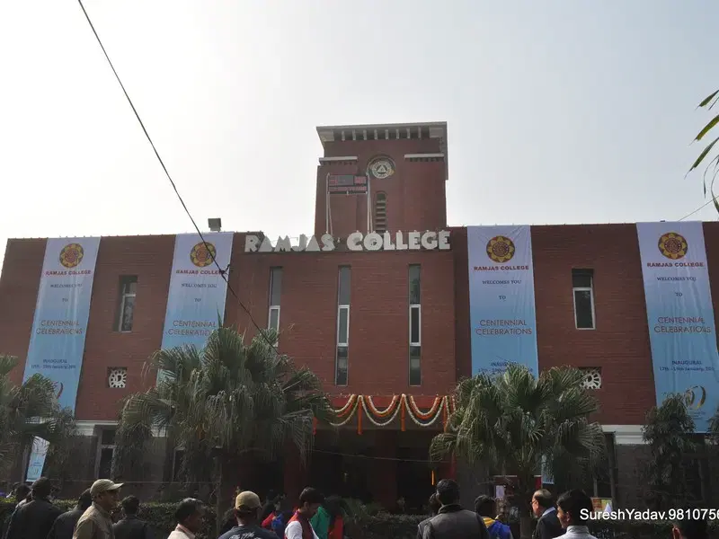 Ramjas College Academic Building photo 22
