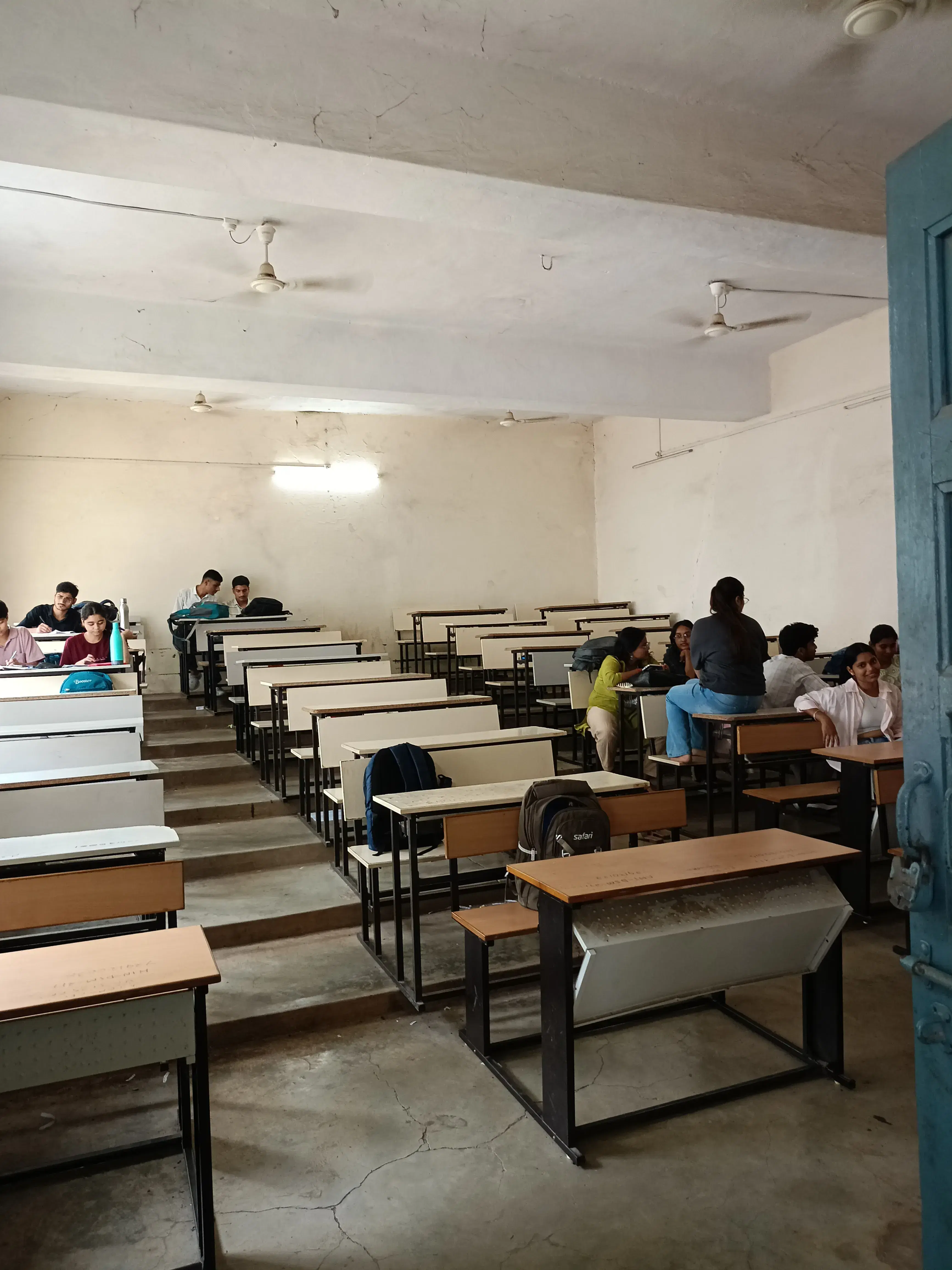 Dr. Hari singh Gour University Sagar Academic Building photo 19