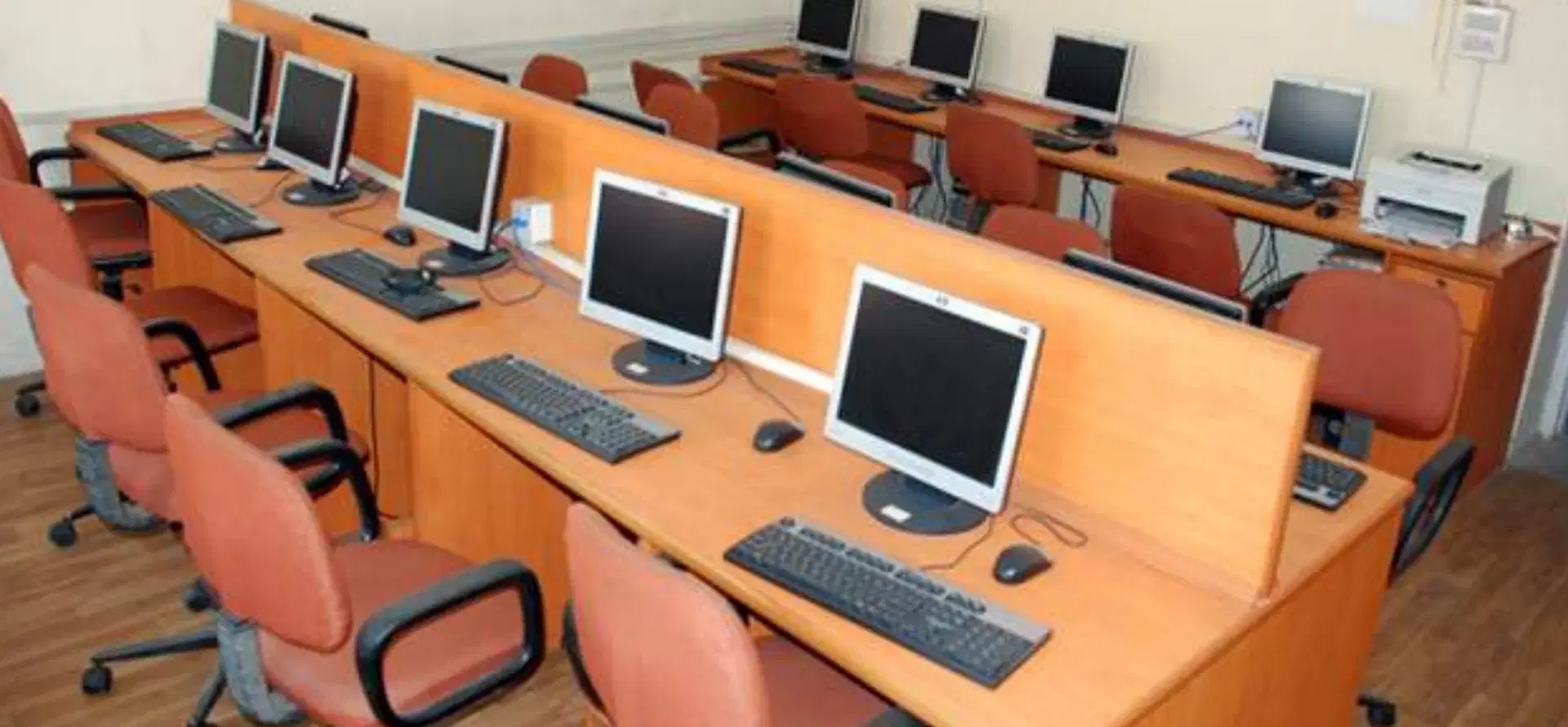 Kirori Mal College Academic Building photo 8