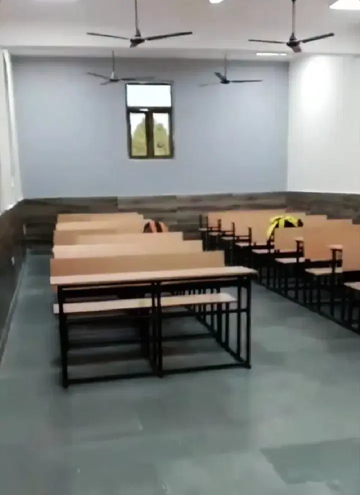 Kirori Mal College Academic Building photo 14