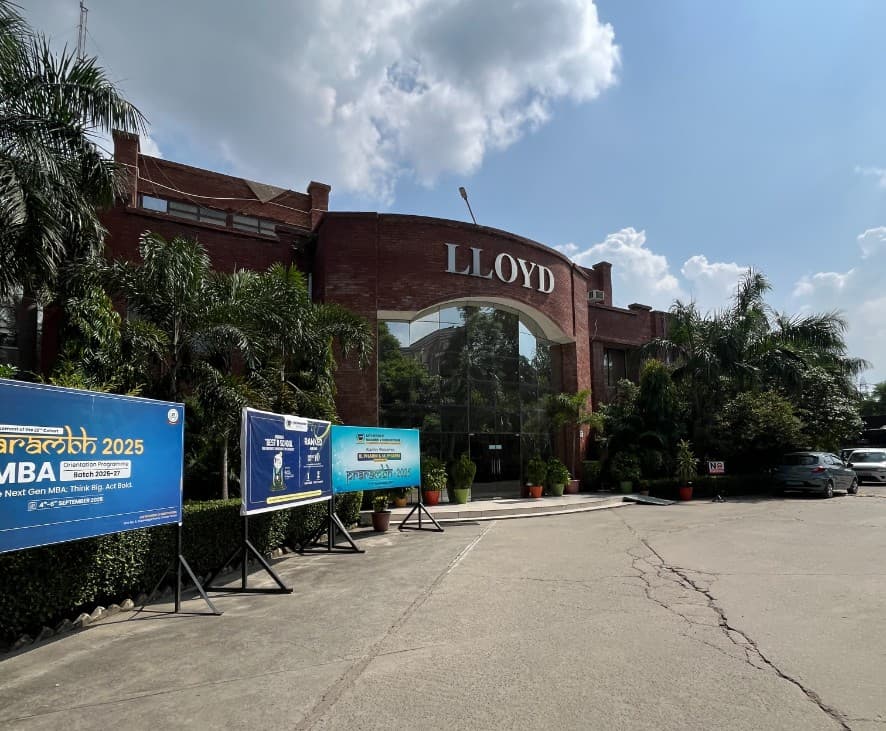Lloyd Law College Greater Noida Campus photo 9