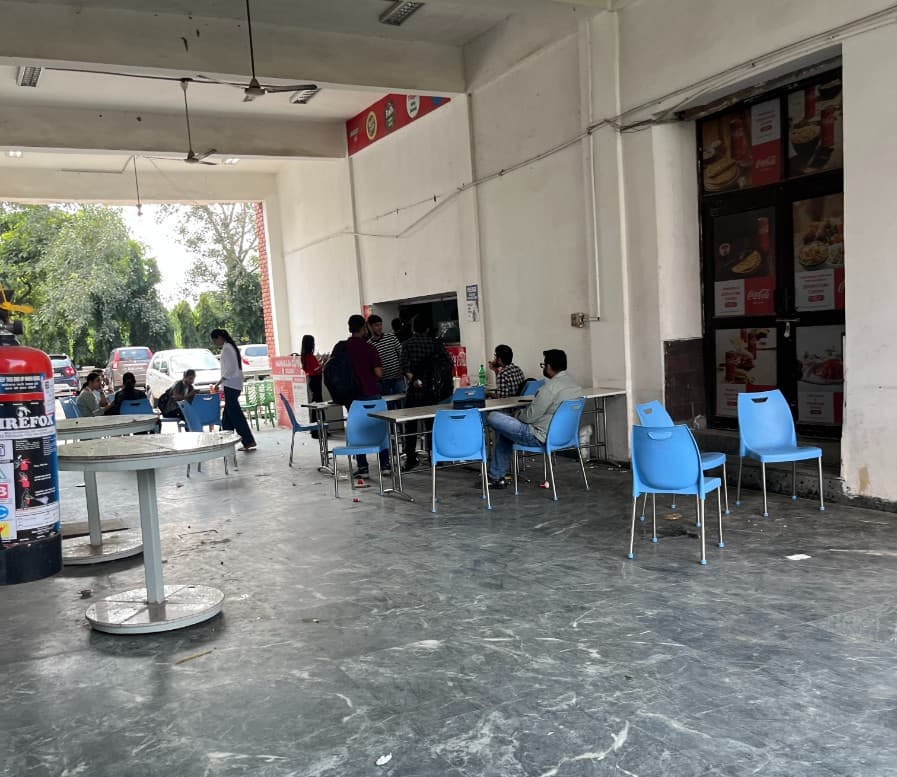 Lloyd Law College Greater Noida Facilities photo 3