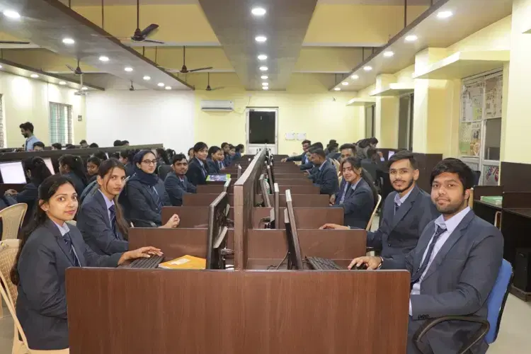 NSU Jamshedpur , Netaji Subhas University Jamshedpur Academic Building photo 8