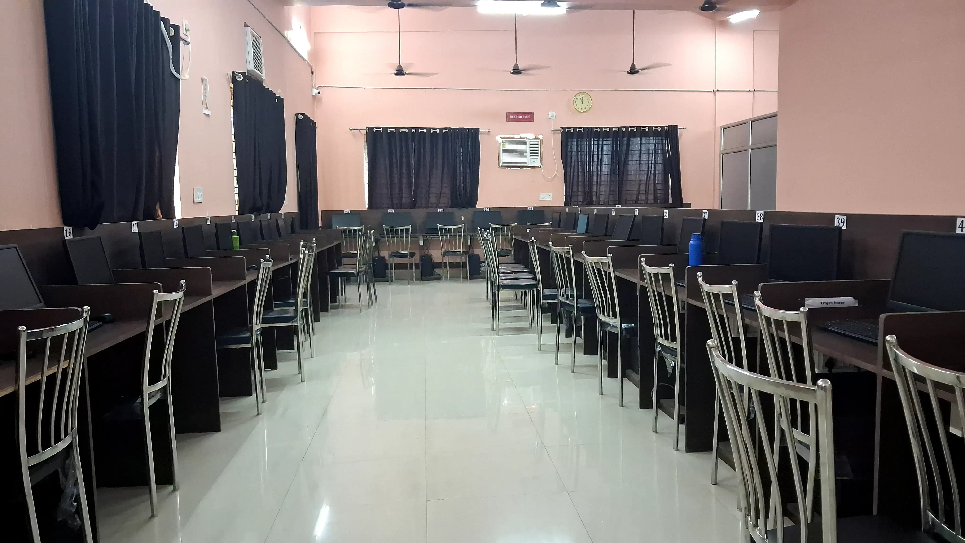 Netaji Subhas University Jamshedpur Academic Building photo 15