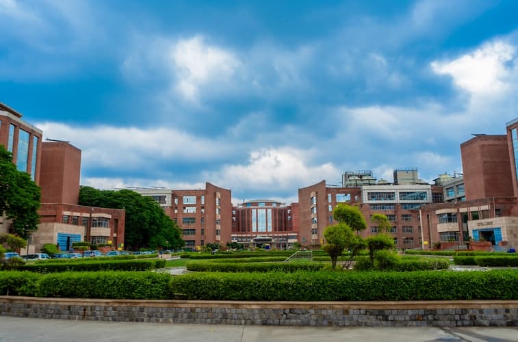 Amity University Noida Academic Building photo 5