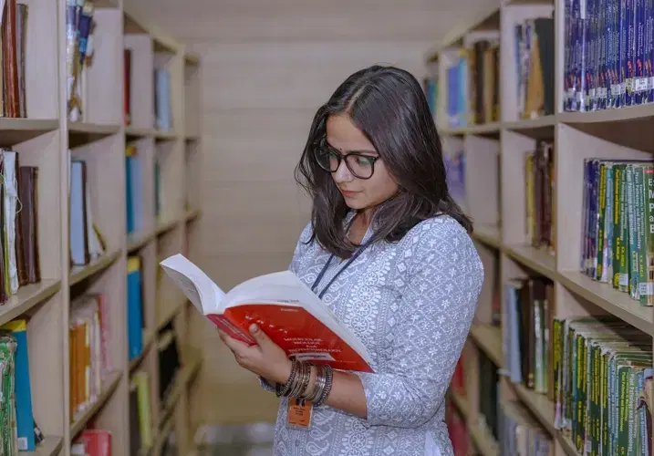 Amity University Noida Academic Building photo 14