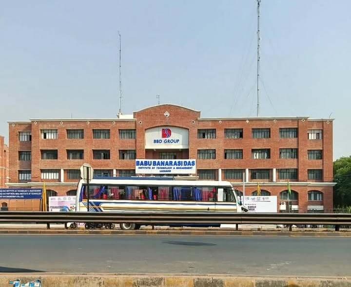 Babu Banarasi Das University Lucknow Academic photo 9