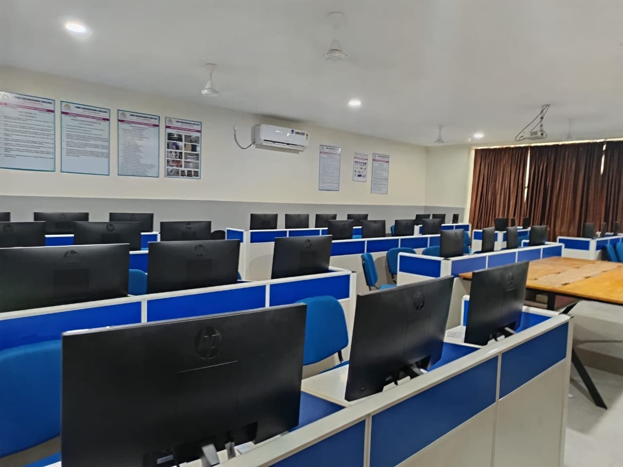 CMREC Academic photo 21