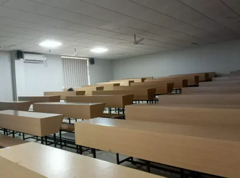 MMMUT Academic Building photo 10