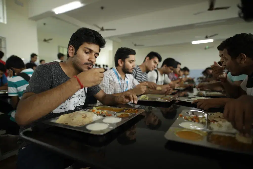 VIT Bhopal Canteen photo 6