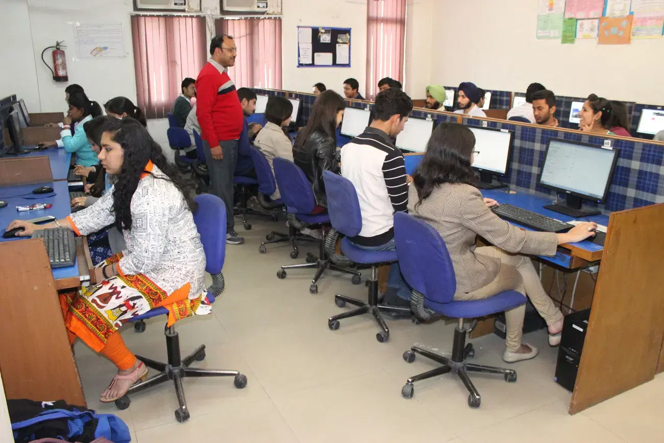 JIMS Vasant Kunj II Academic photo 5