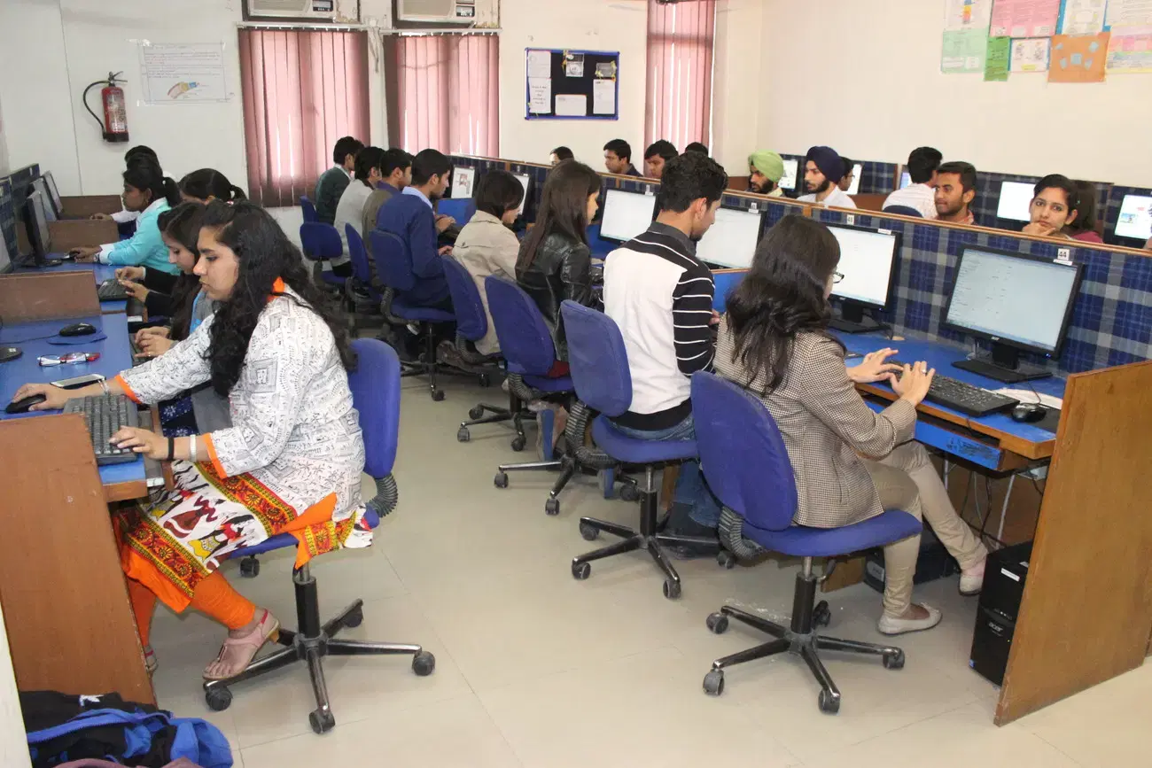 JIMS Vasant Kunj II Academic photo 9