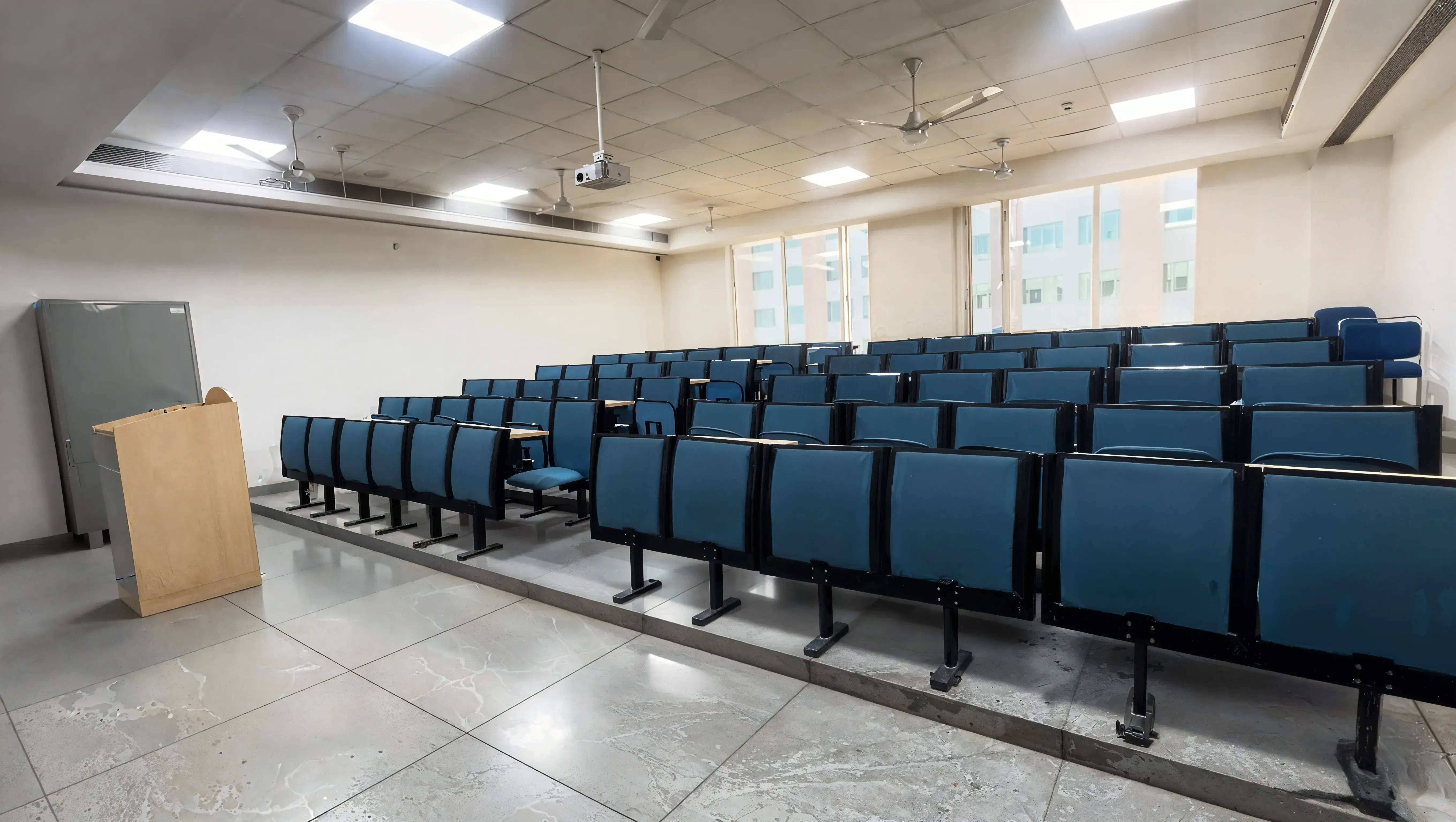 VIPS Academic photo 1