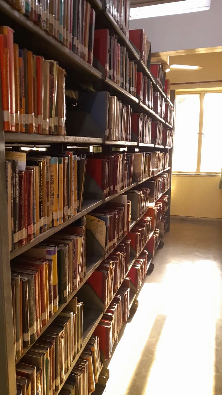 Kamala Nehru College Academic Building photo 2