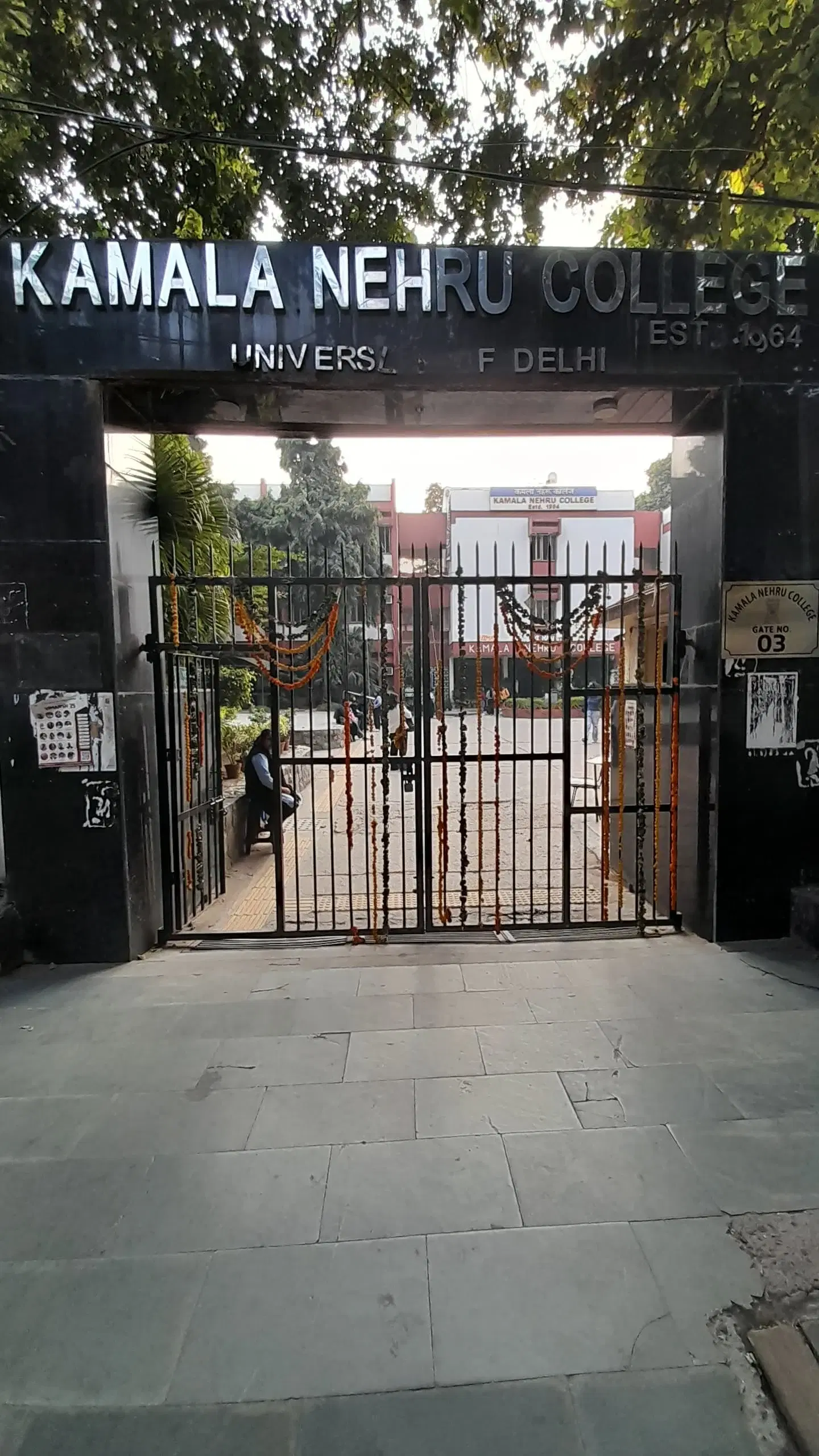 Kamala Nehru College Campus photo 2