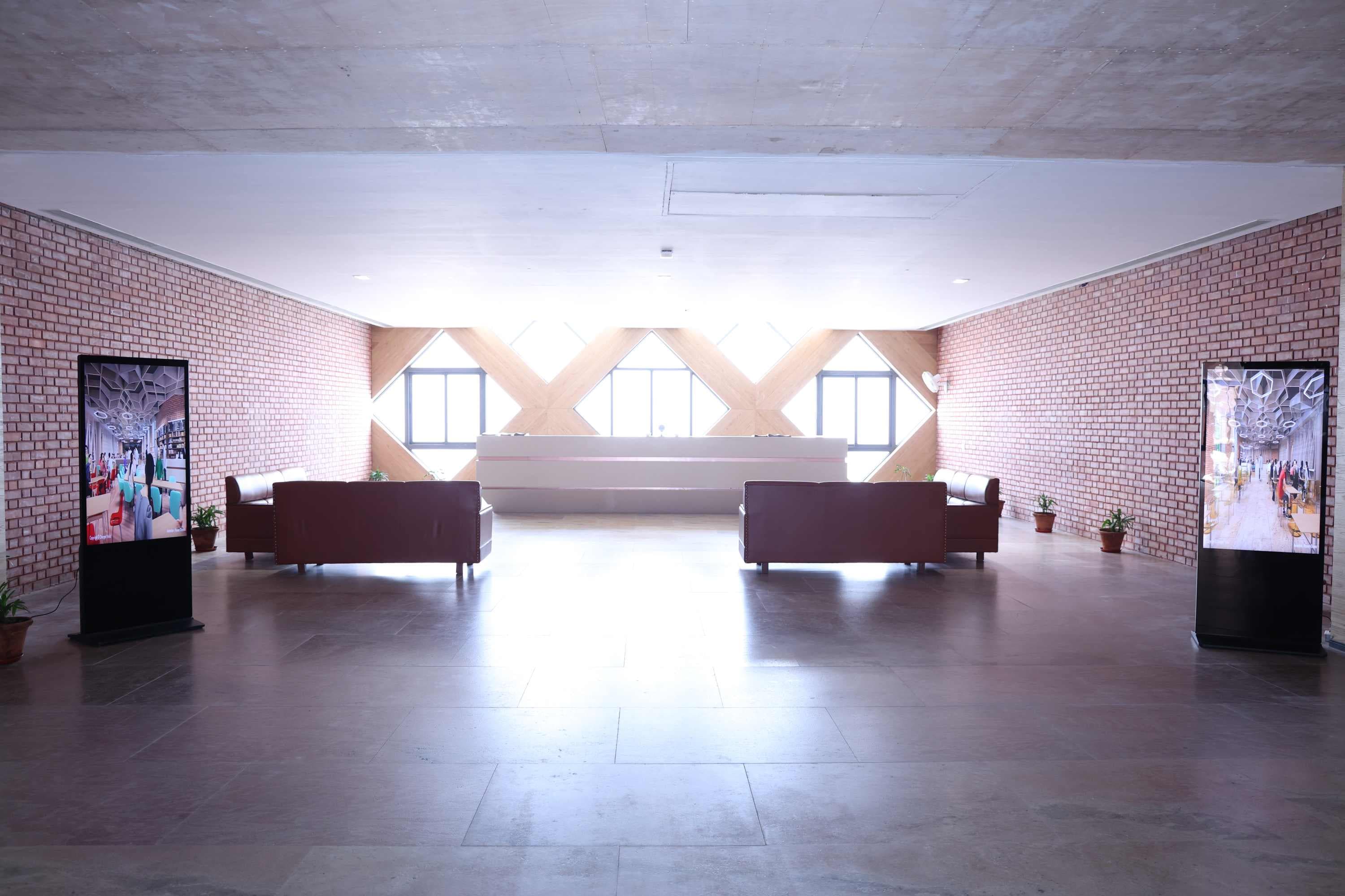 Chandigarh University Lucknow Admission Department photo 9