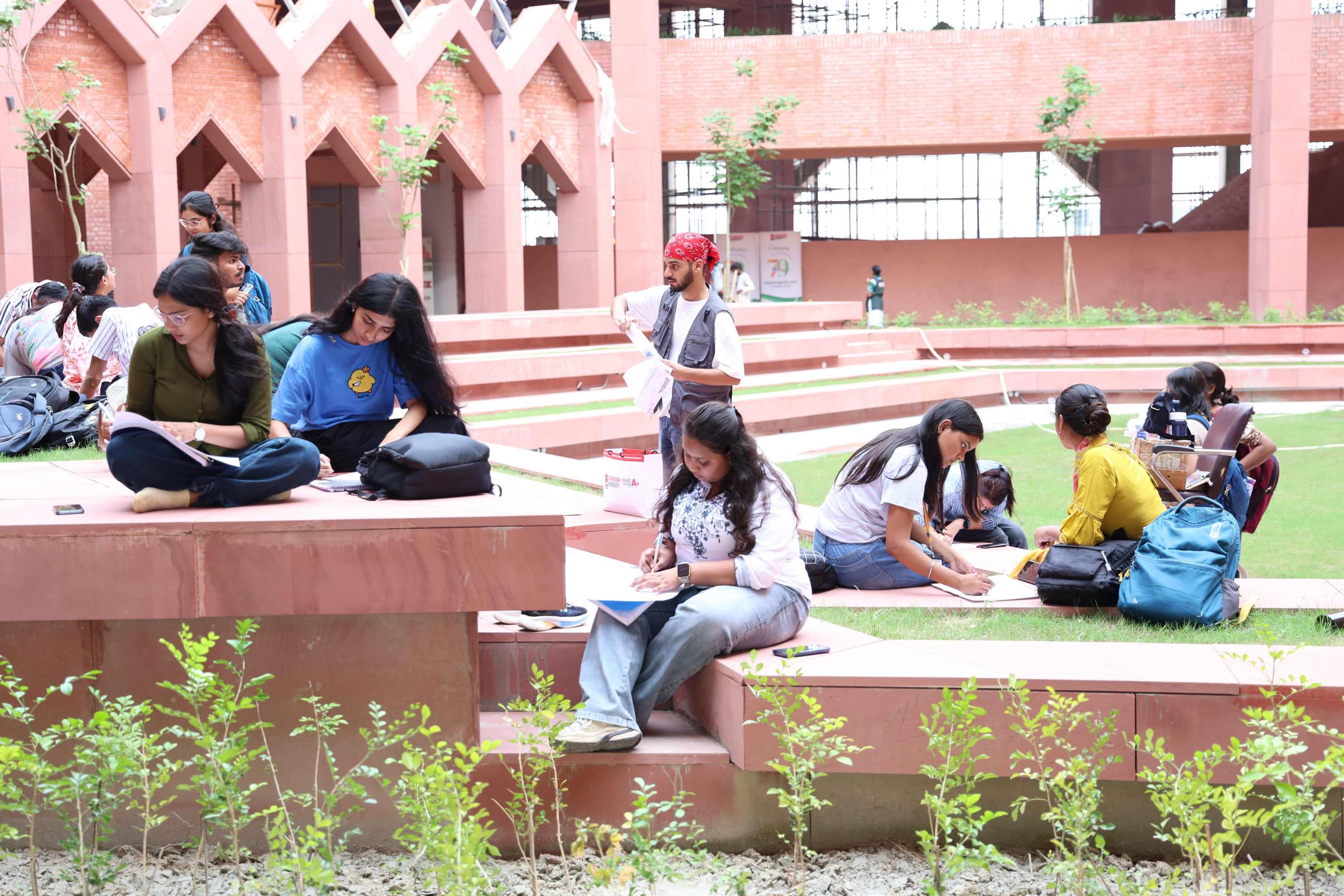 Chandigarh University Lucknow Auditorium photo 1
