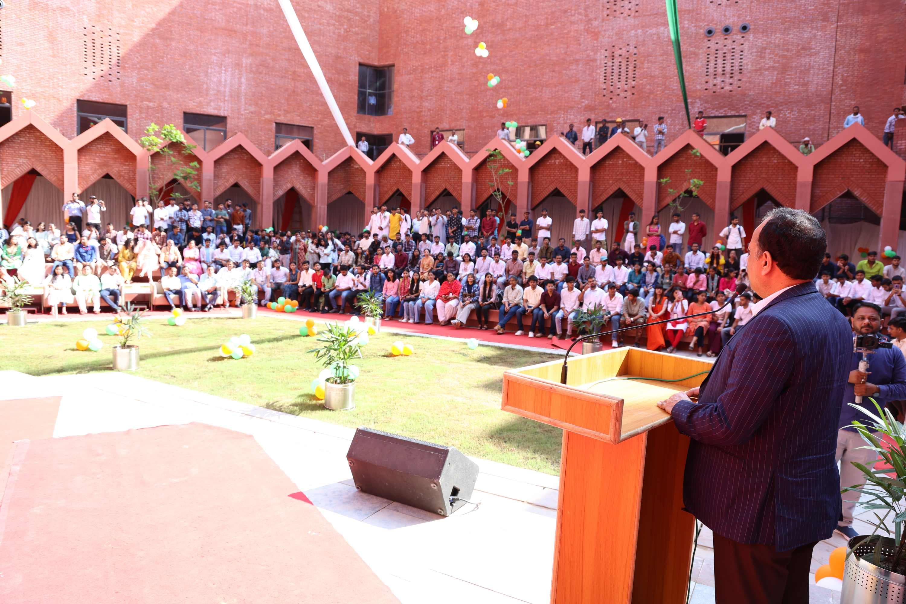 Chandigarh University Lucknow Auditorium photo 3