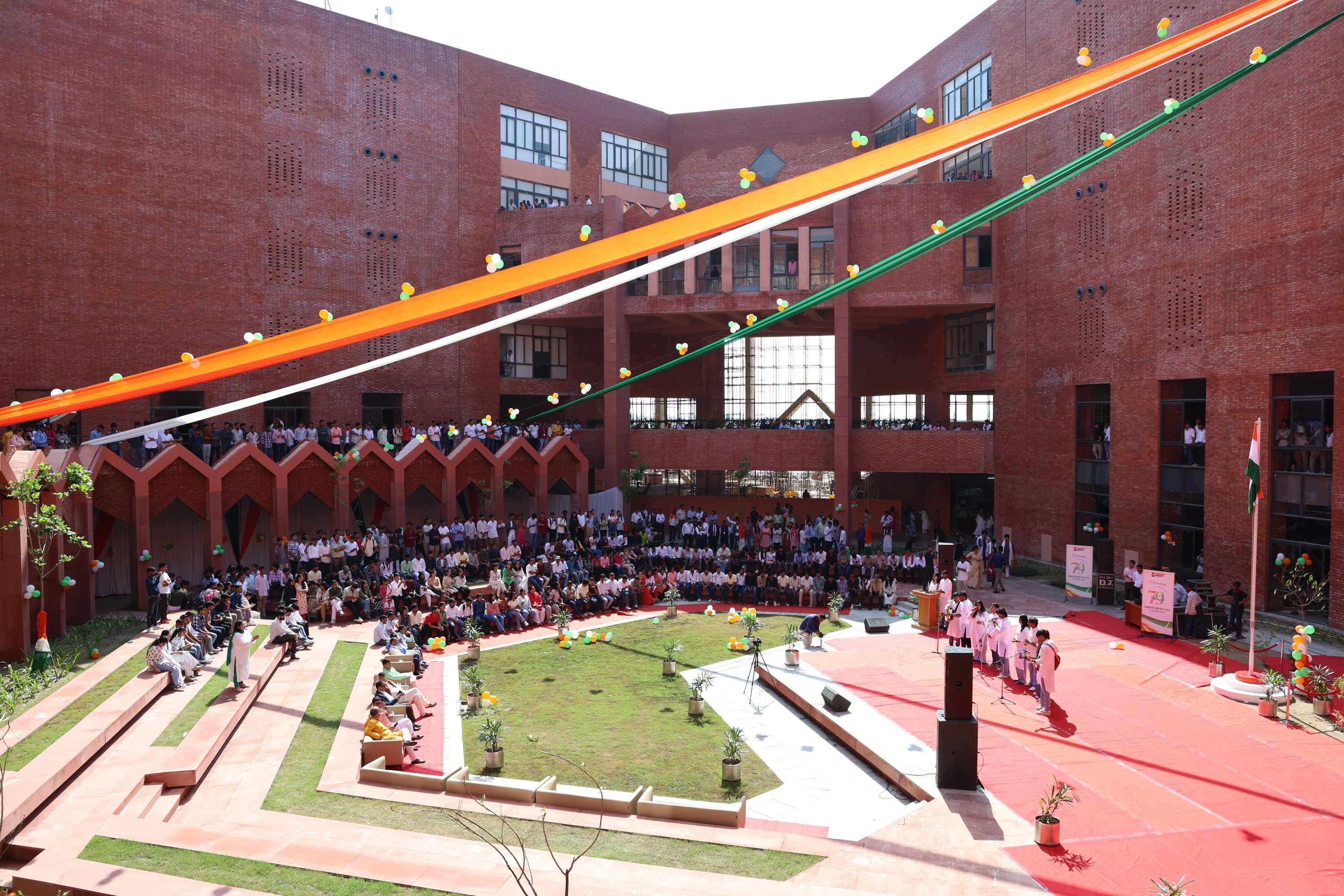 Chandigarh University Lucknow Auditorium photo 7