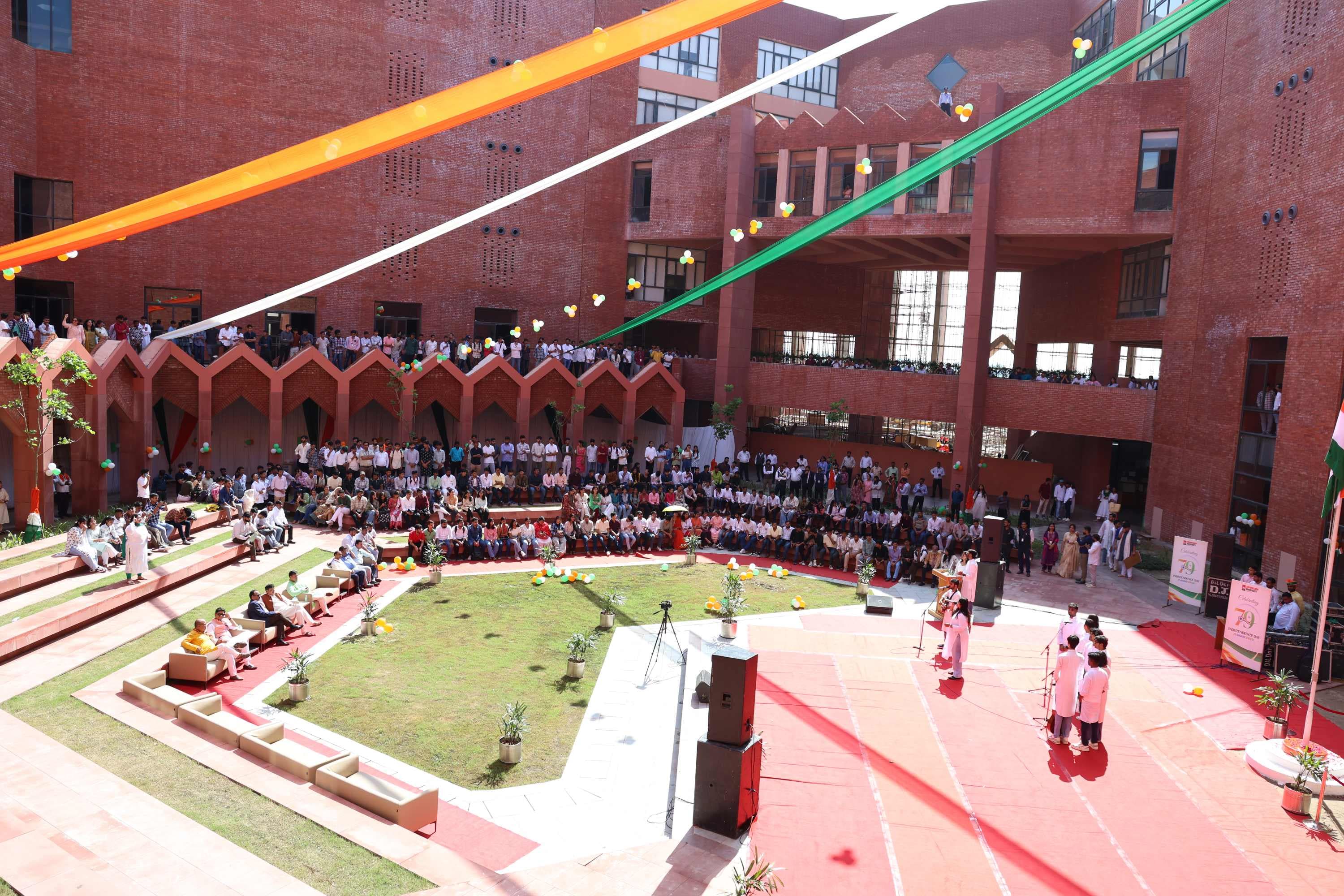 Chandigarh University Lucknow Auditorium photo 11