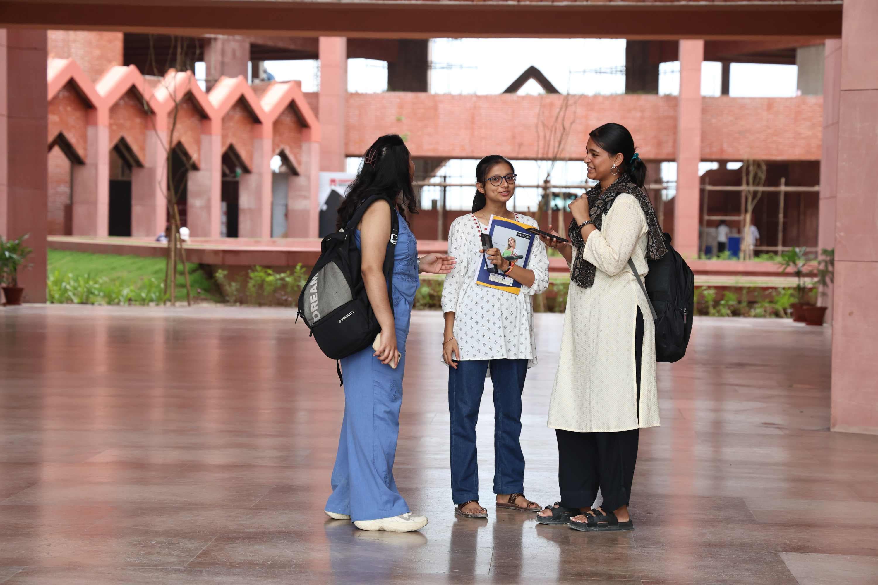 Chandigarh University Lucknow Building photo 14