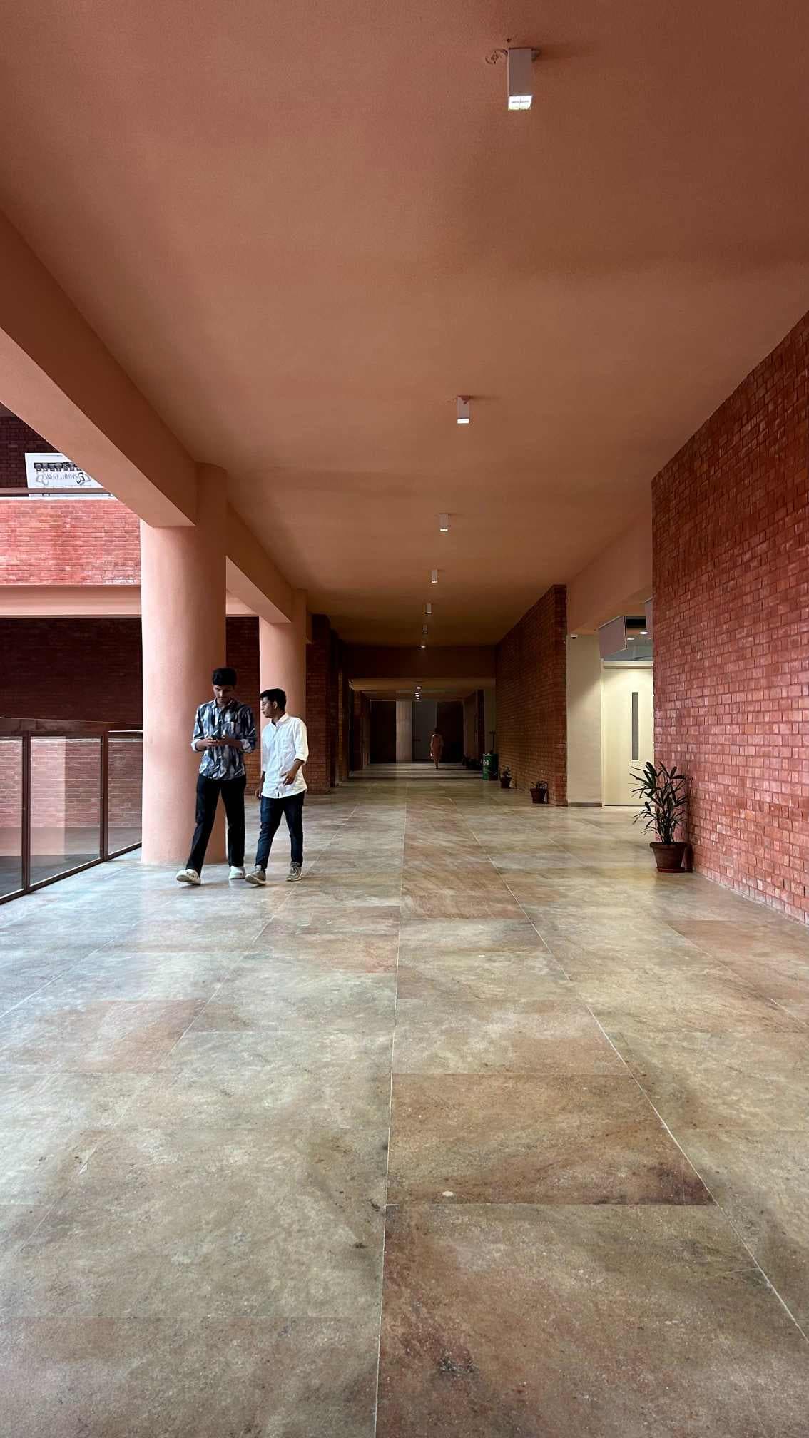 Chandigarh University Lucknow Corridor photo 2