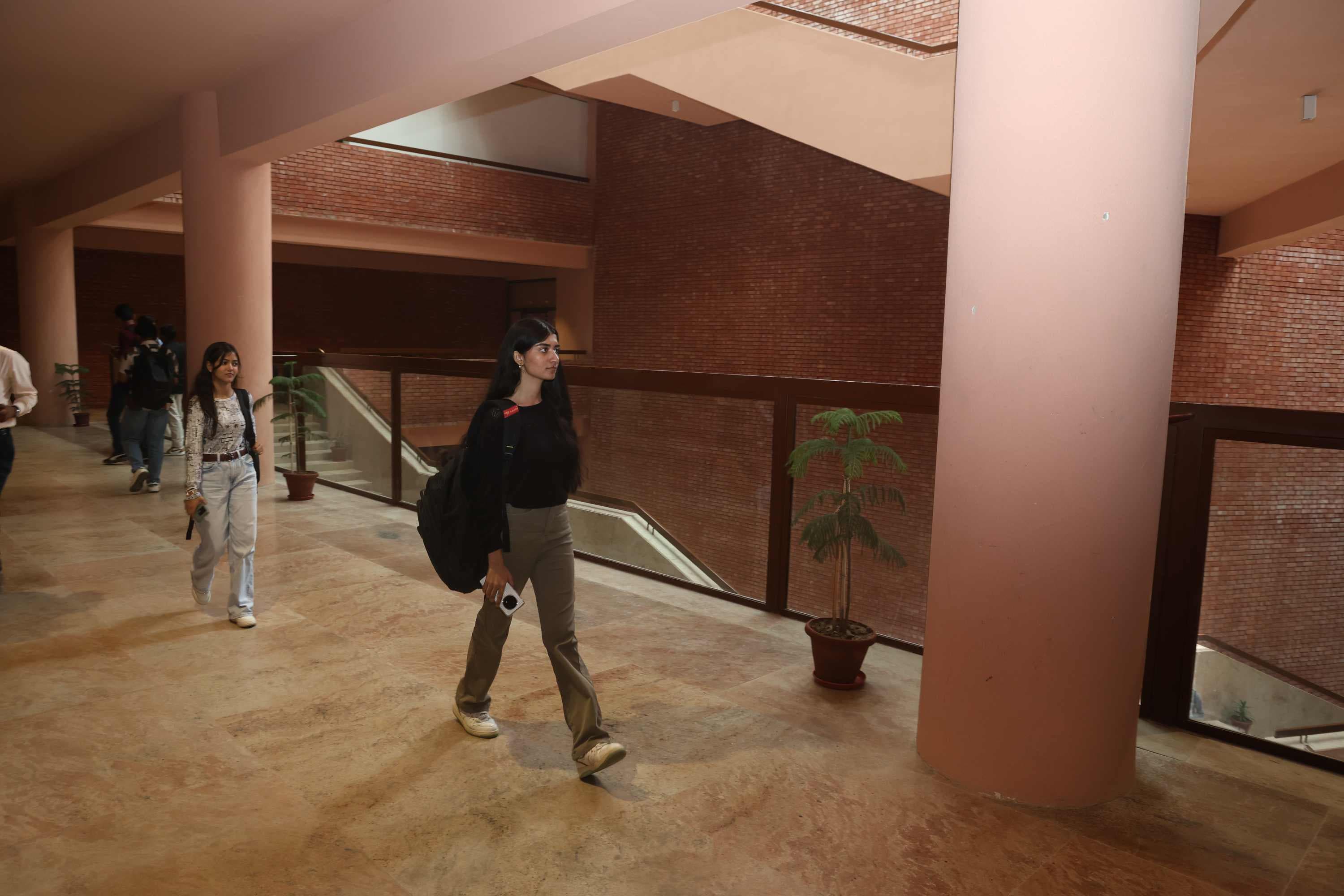 Chandigarh University Lucknow Corridor photo 9