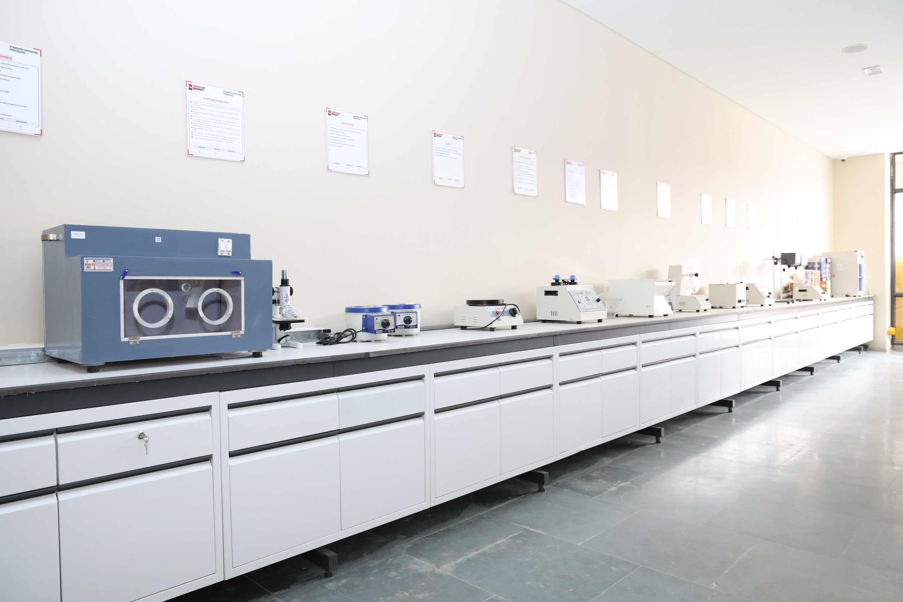 Chandigarh University Lucknow Lab photo 2