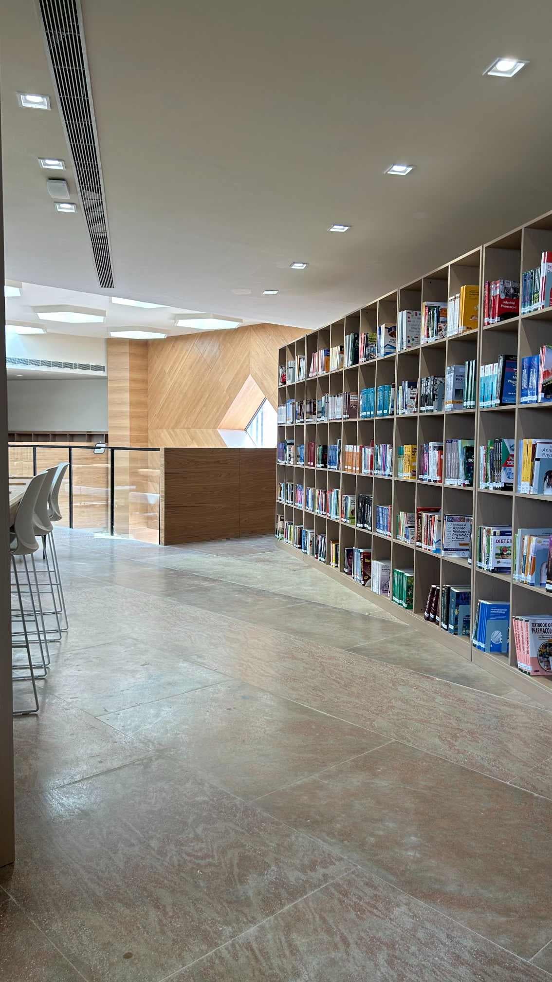 Chandigarh University Lucknow Library photo 7