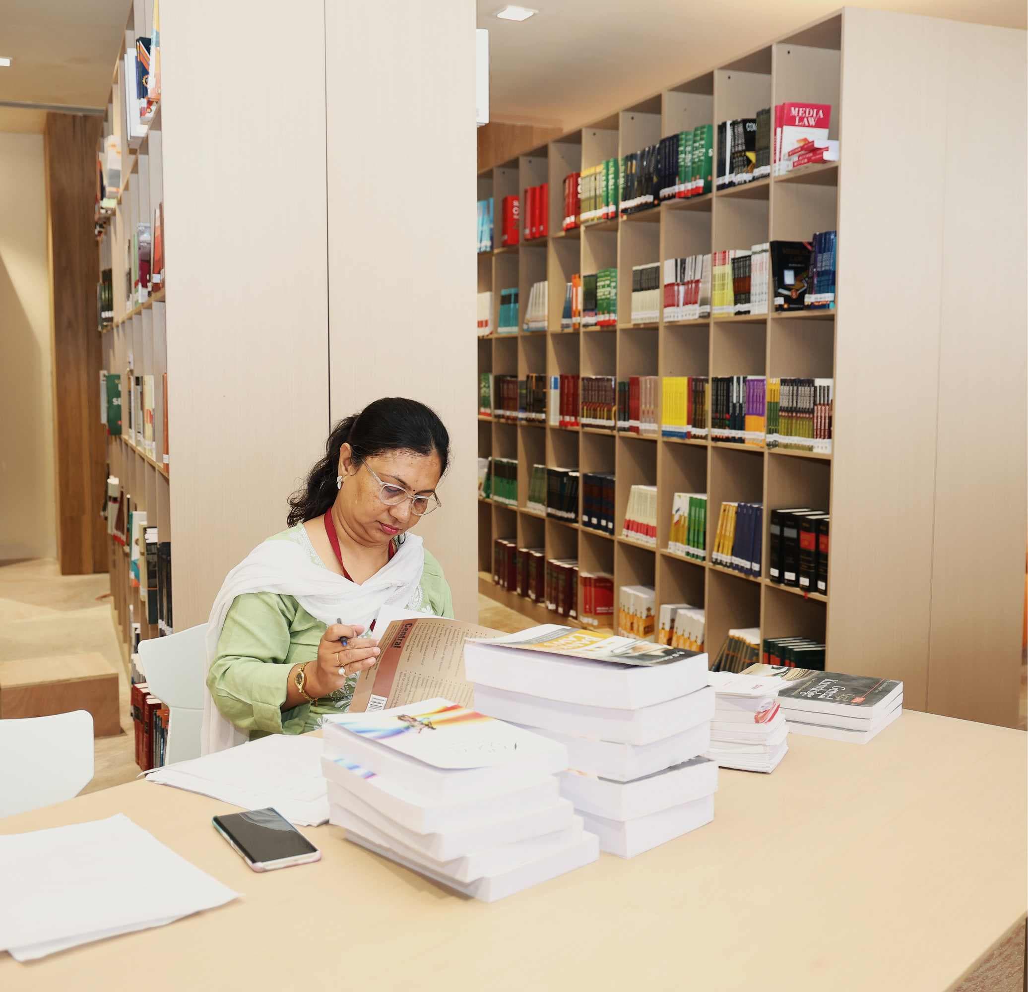 Chandigarh University Lucknow Library photo 14