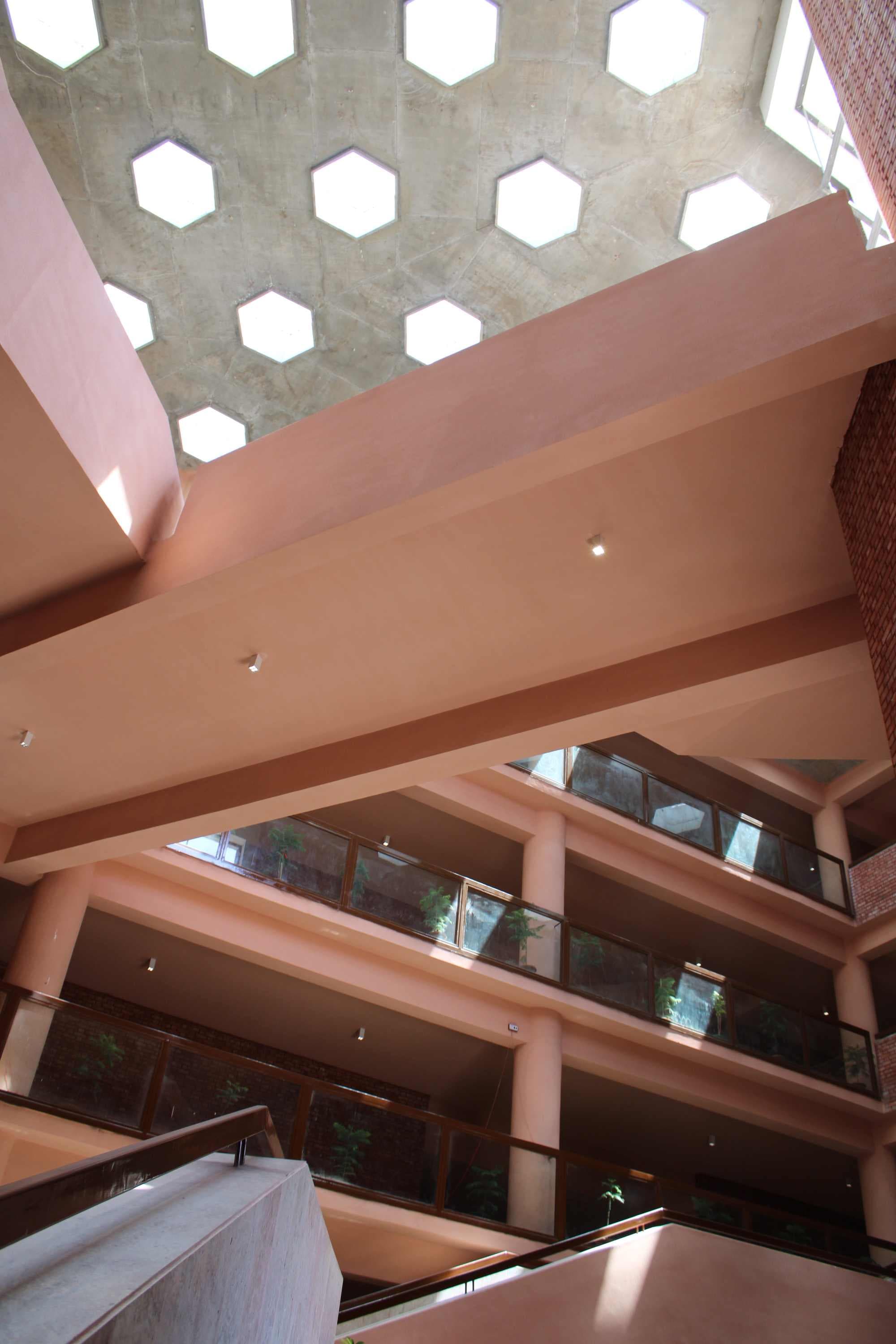 Chandigarh University Lucknow Stairs photo 9