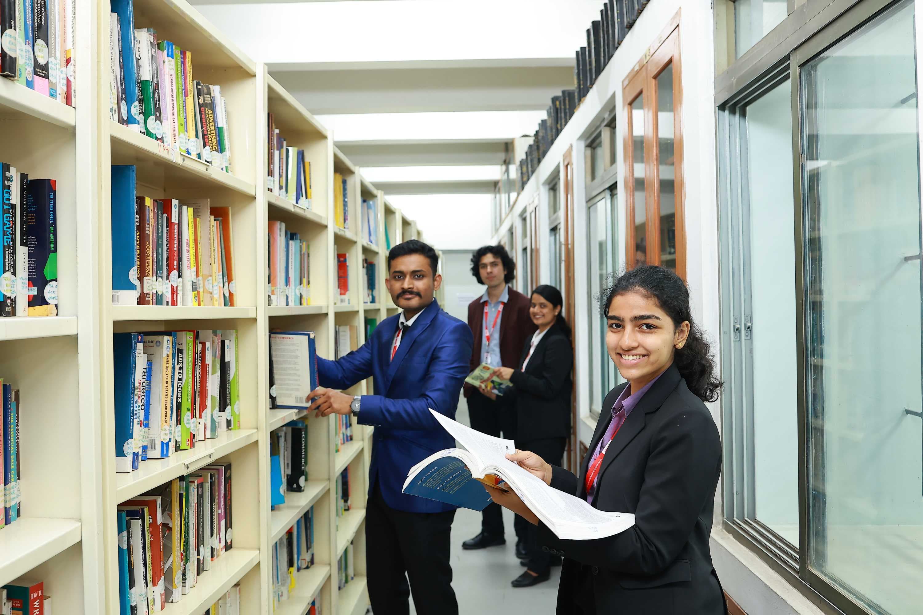 XIME Bangalore Students Pictures photo 30