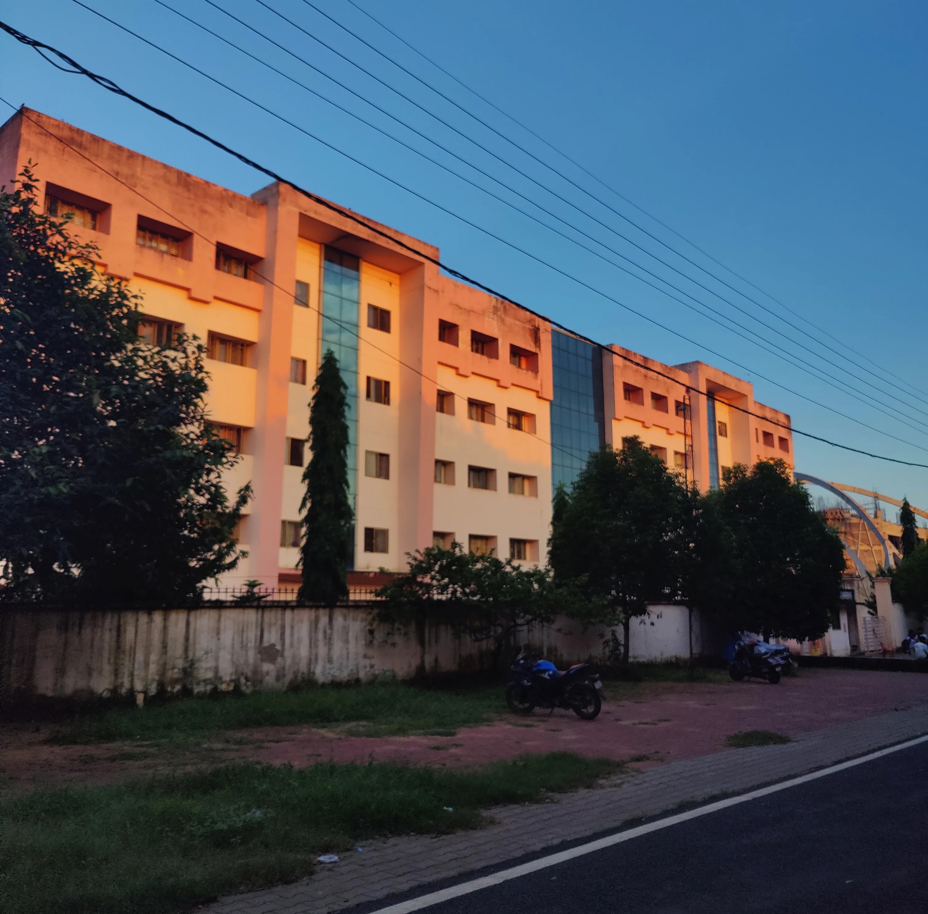 OUTR Academic Building photo 17